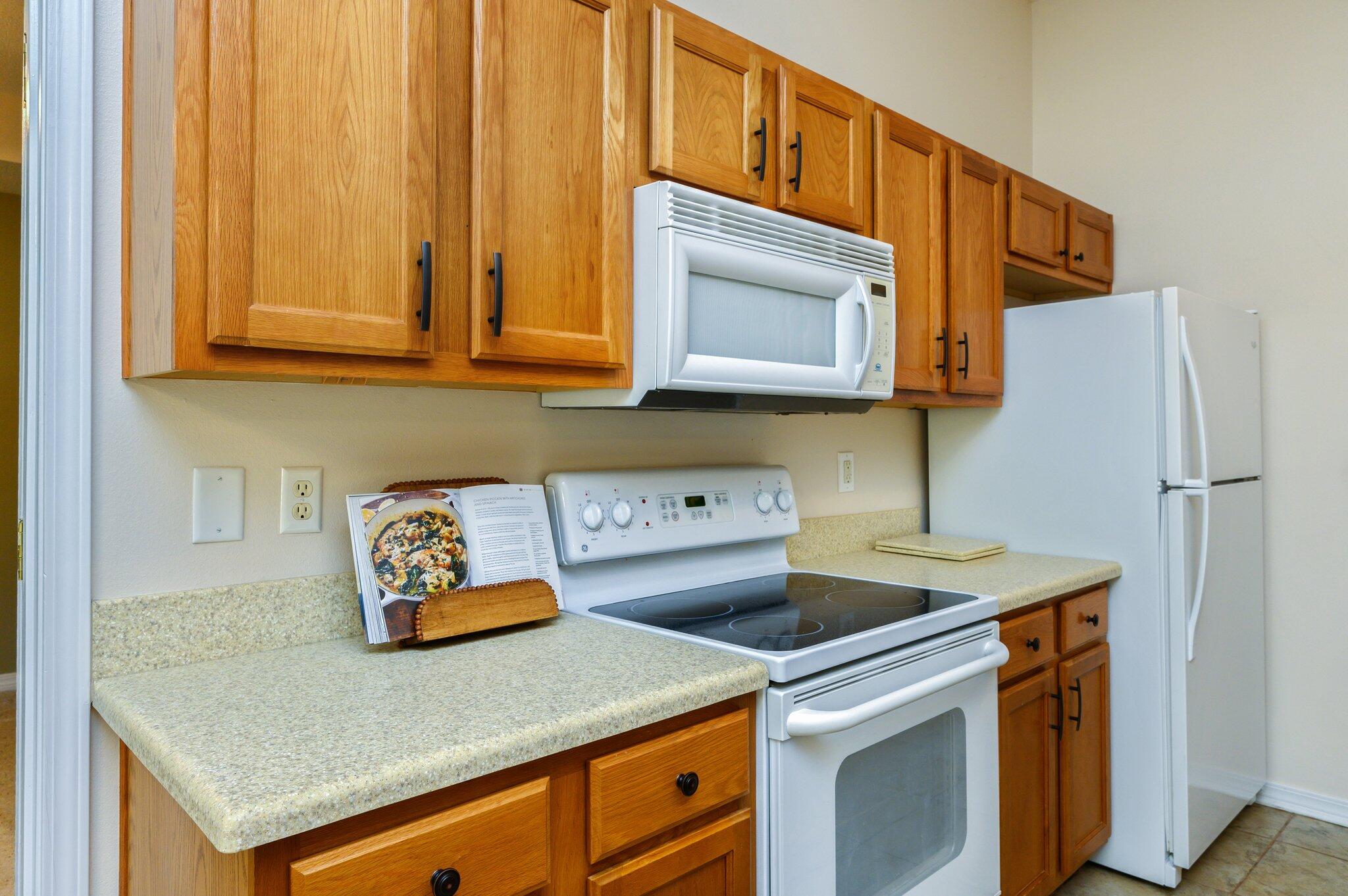 OAKDALE MINIFARMS - Residential