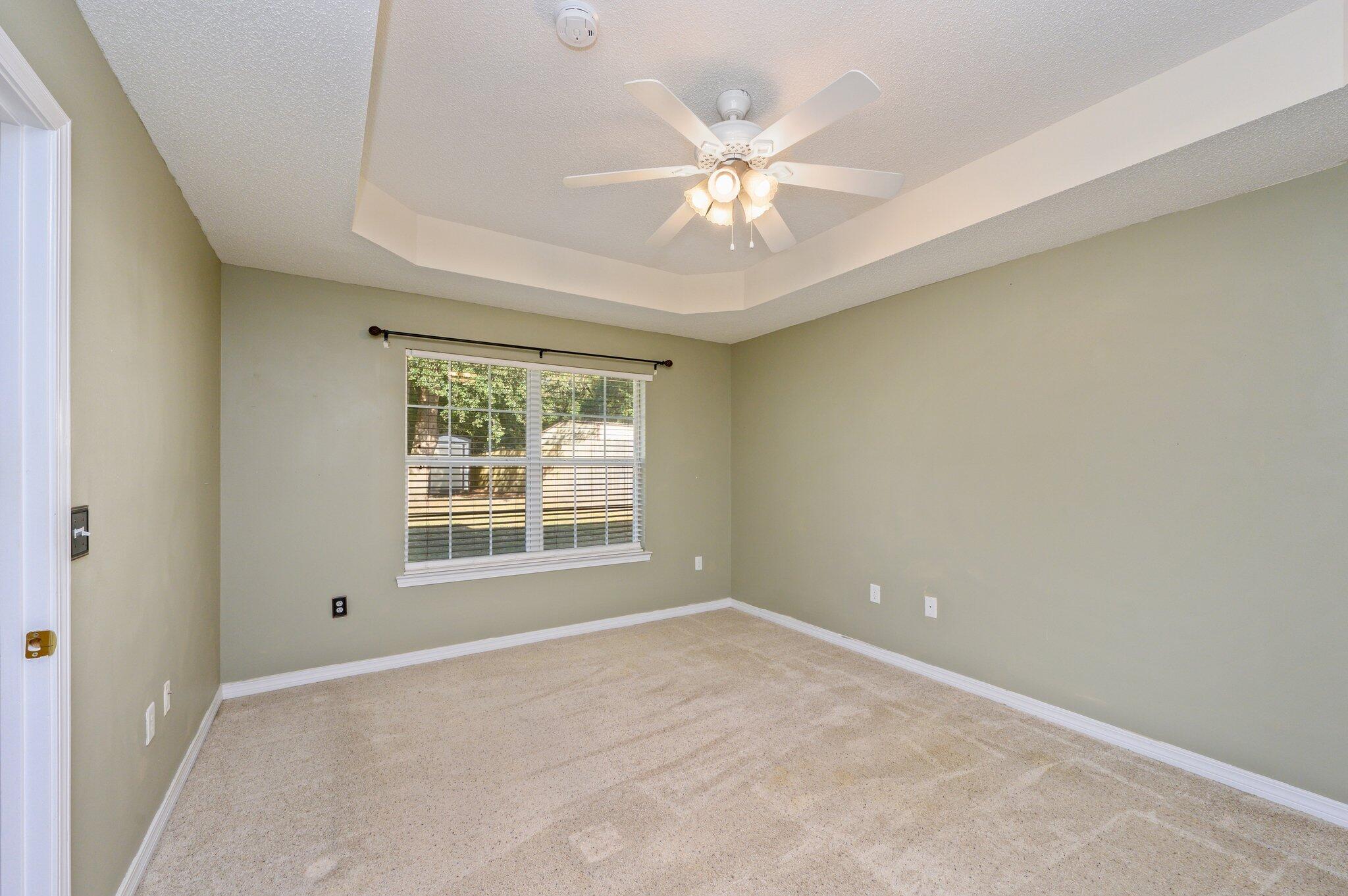 OAKDALE MINIFARMS - Residential