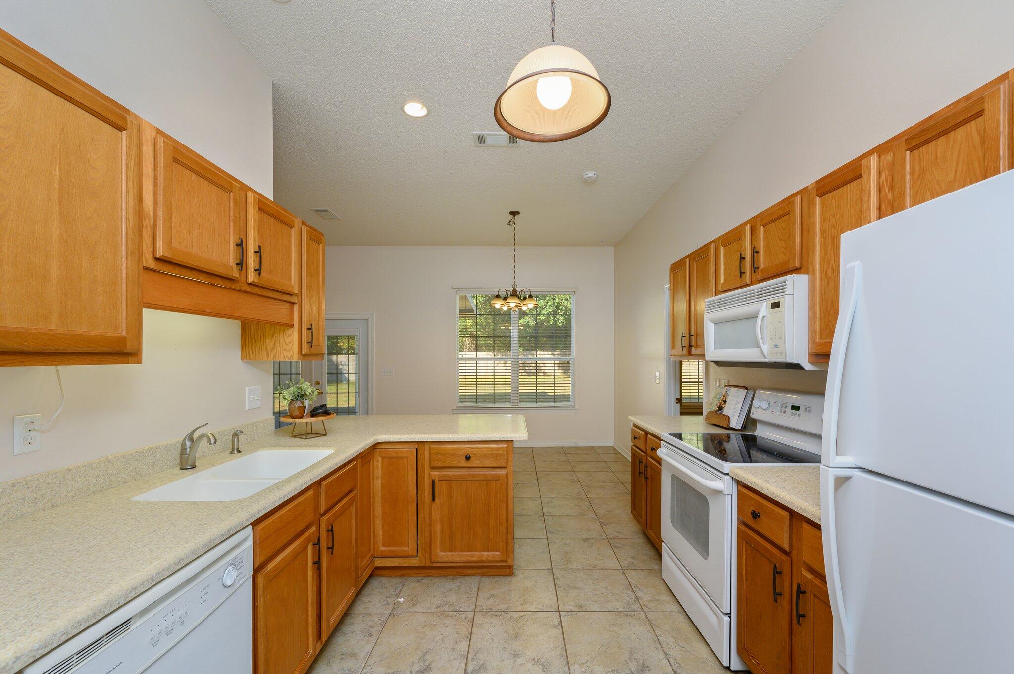 OAKDALE MINIFARMS - Residential