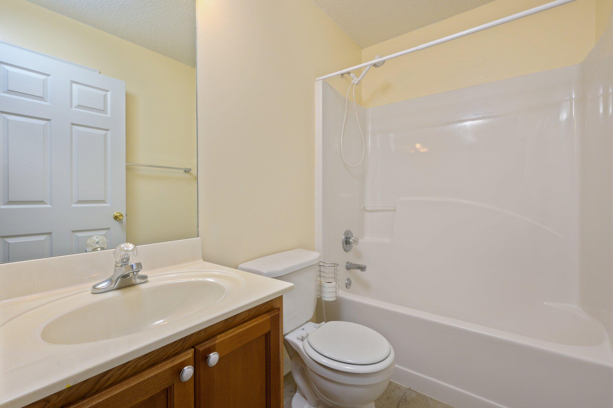 OAKDALE MINIFARMS - Residential