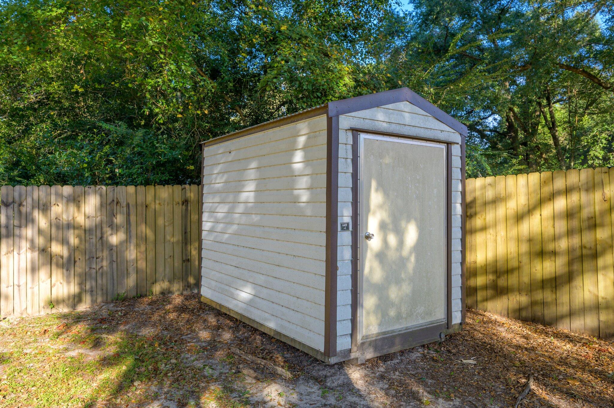 OAKDALE MINIFARMS - Residential