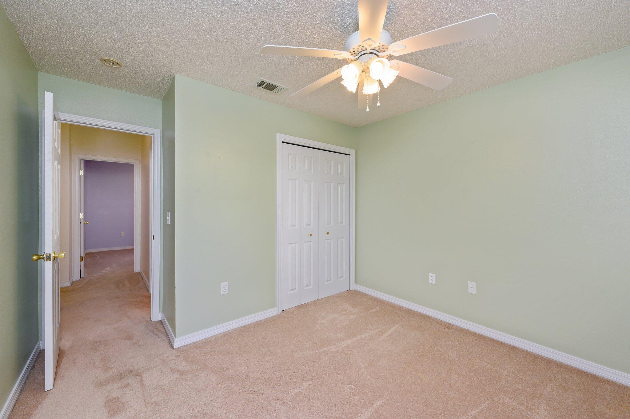 OAKDALE MINIFARMS - Residential