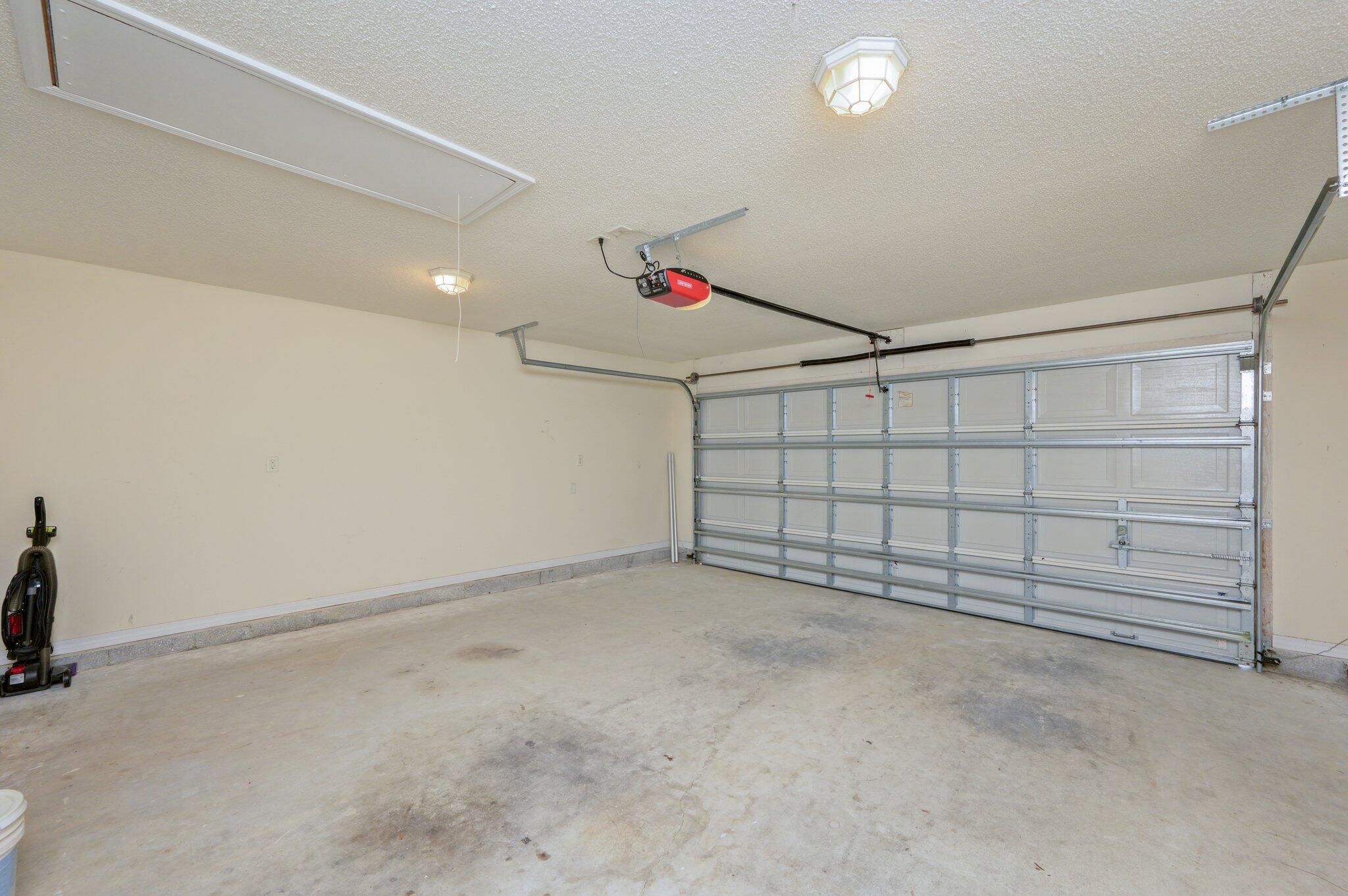 OAKDALE MINIFARMS - Residential