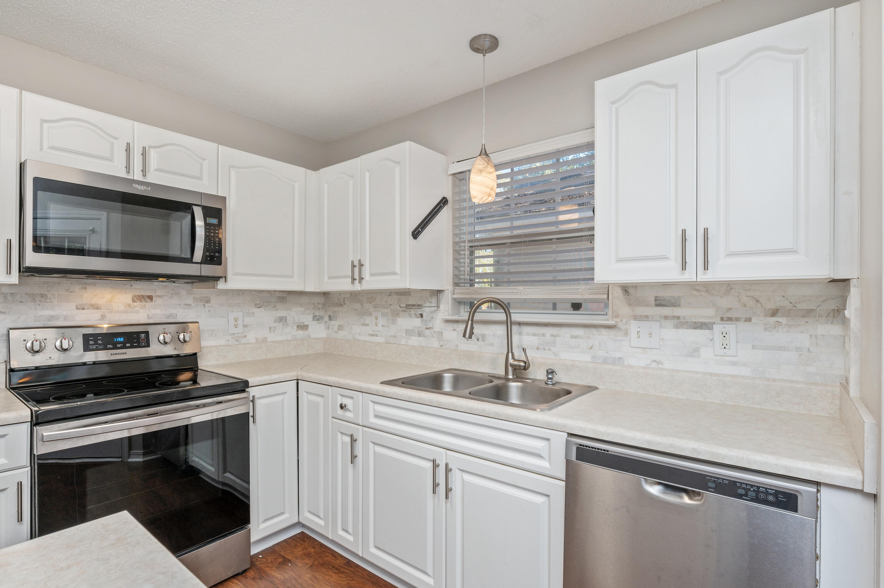 BAKER LAND CO ADDN TO BAKER - Residential