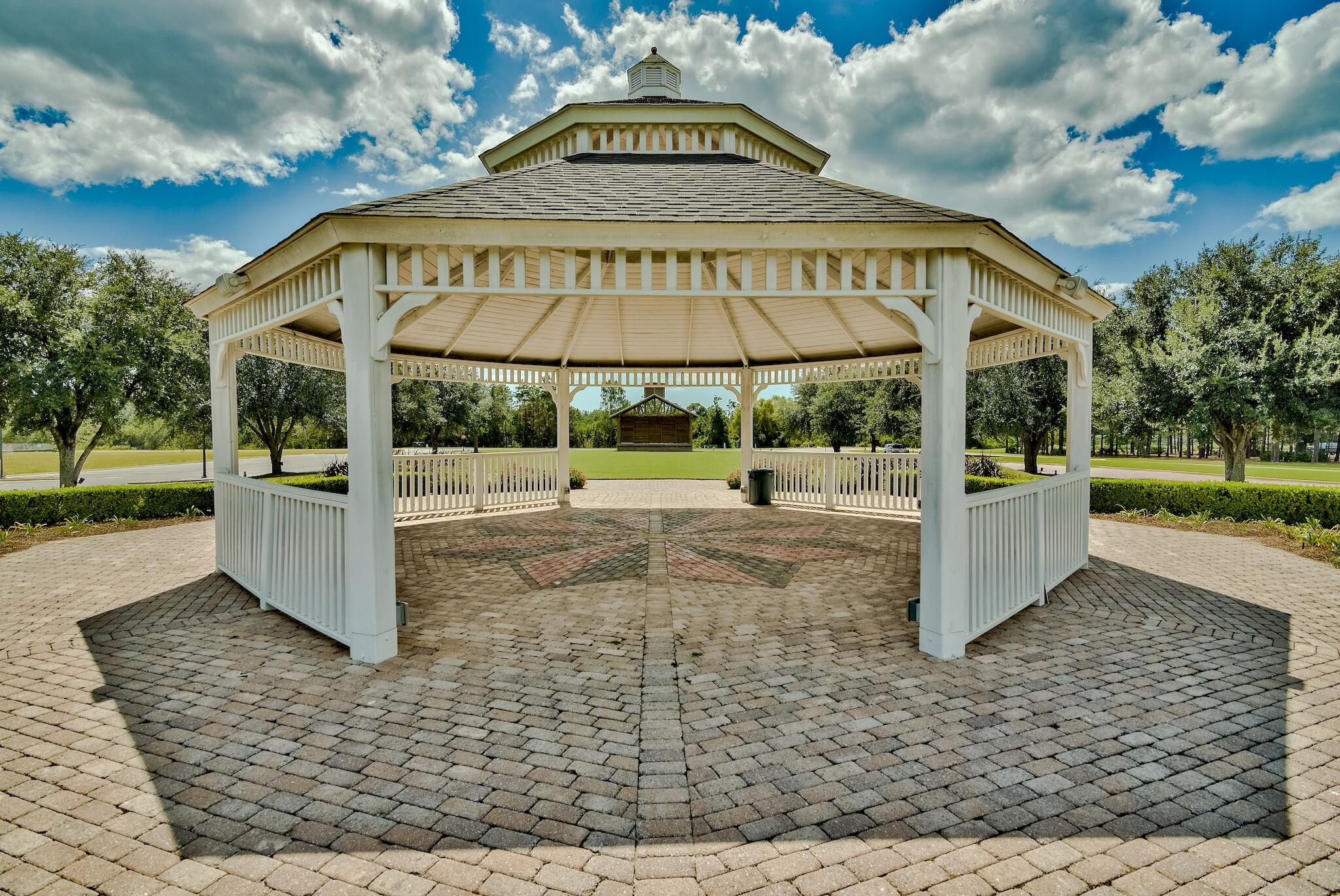 HAMMOCK BAY - Residential