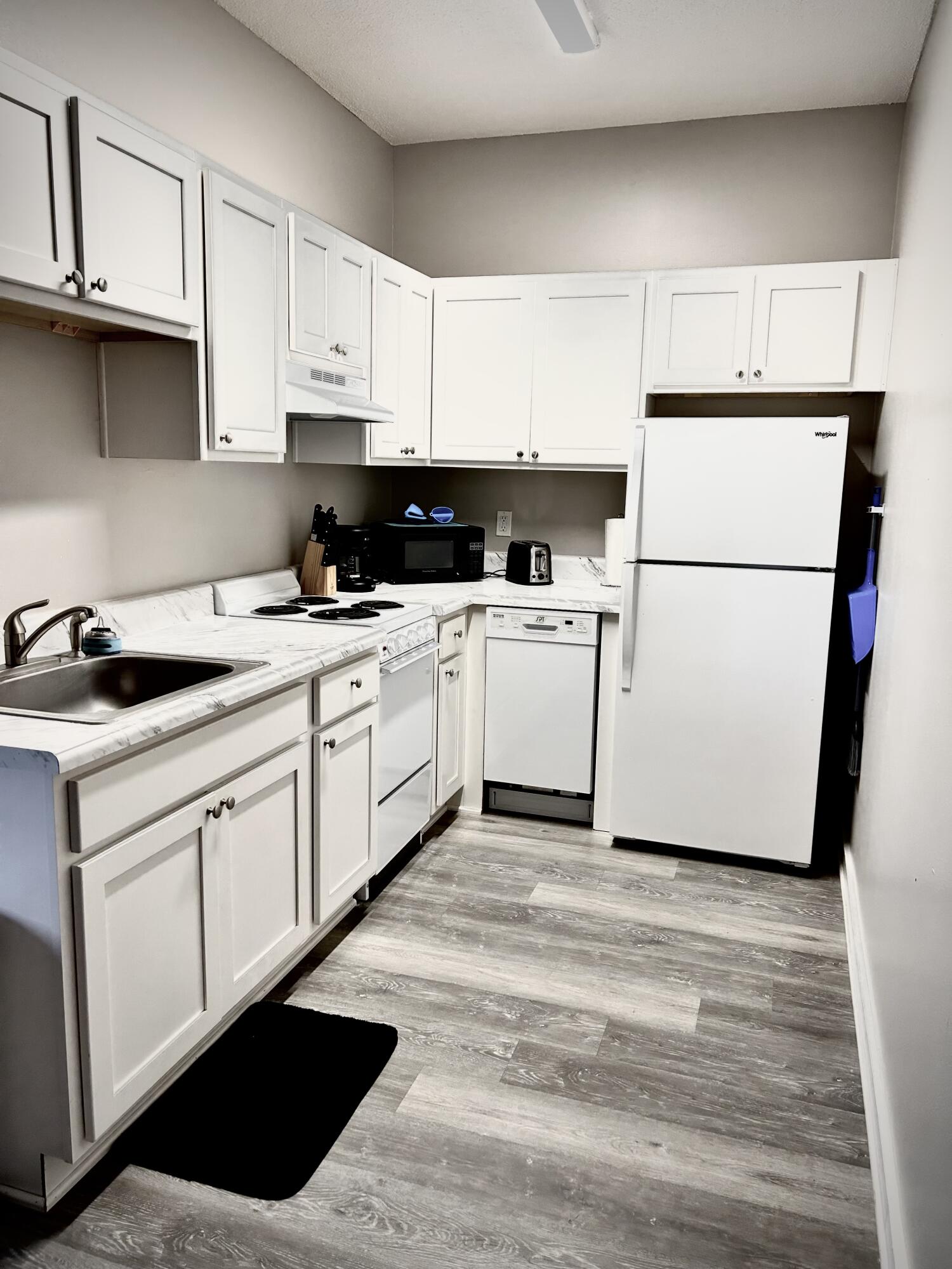 ISLAND ISLA CONDO - Residential