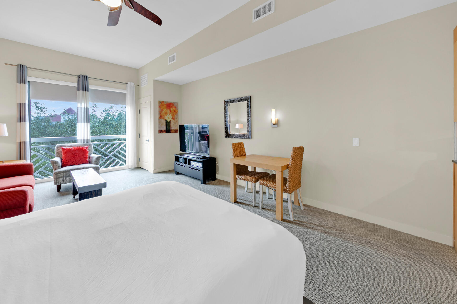 BAHIA CONDO - Residential