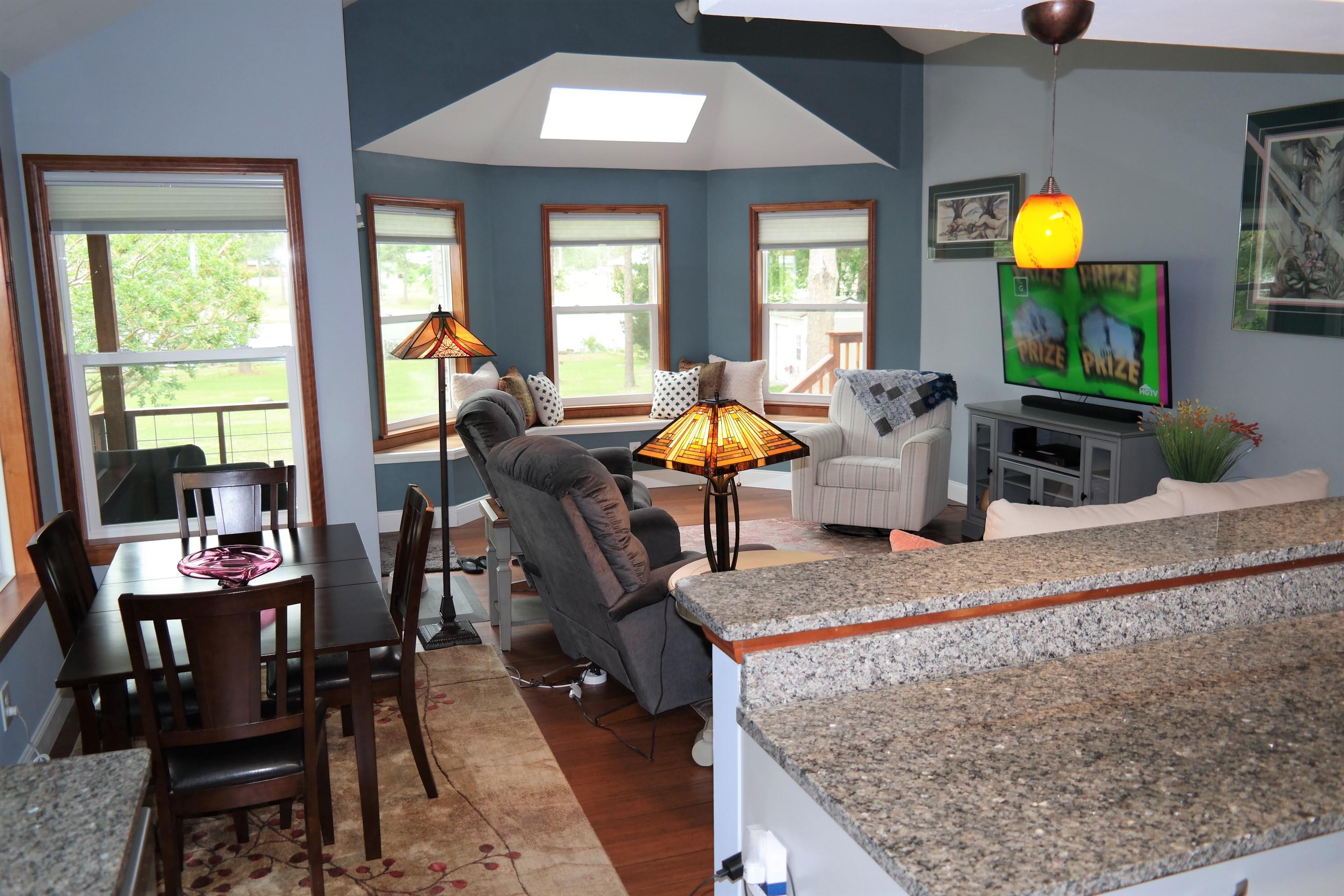 TEN LAKE ESTATES UNIT 2 - Residential