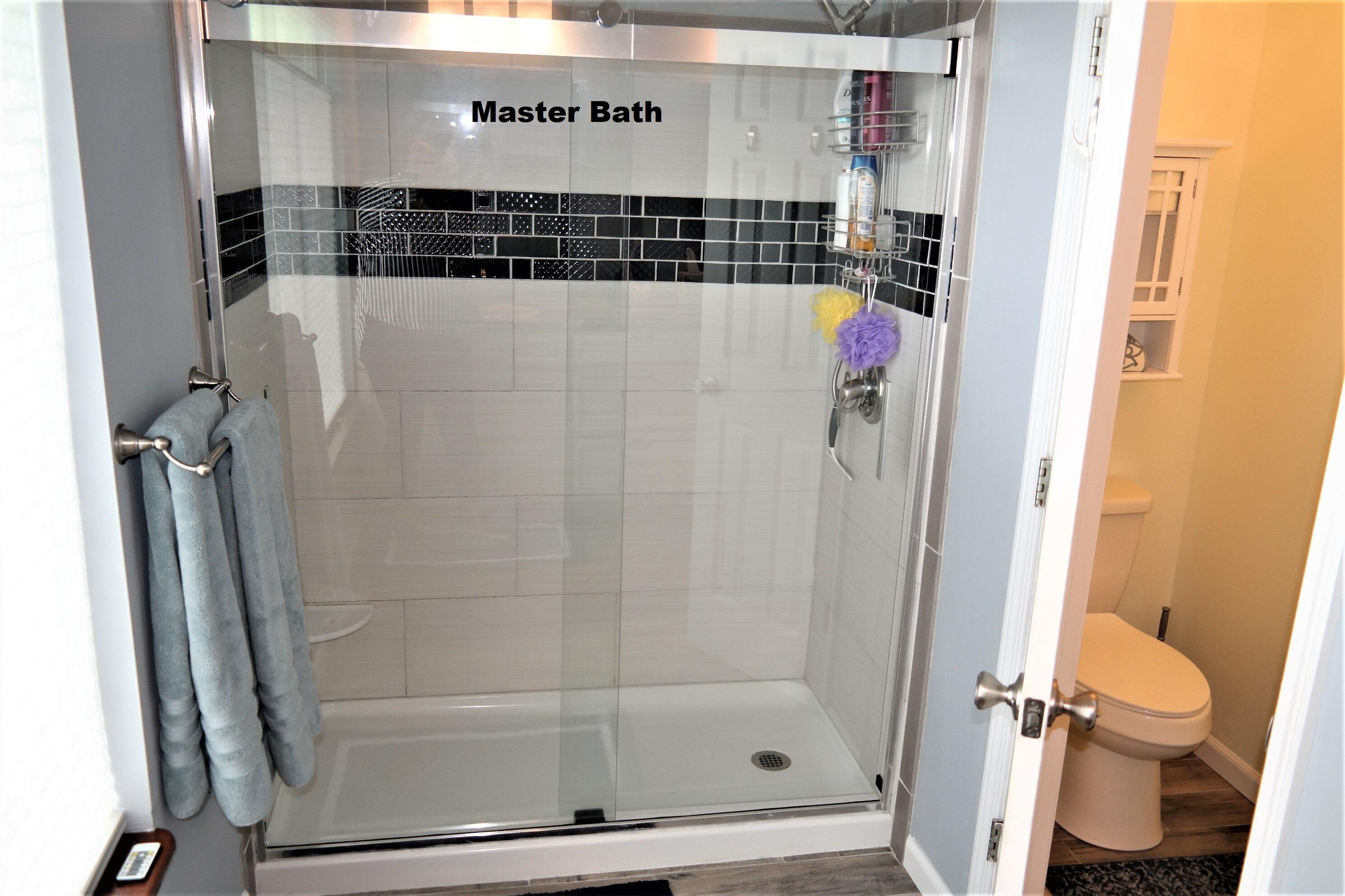 TEN LAKE ESTATES UNIT 2 - Residential