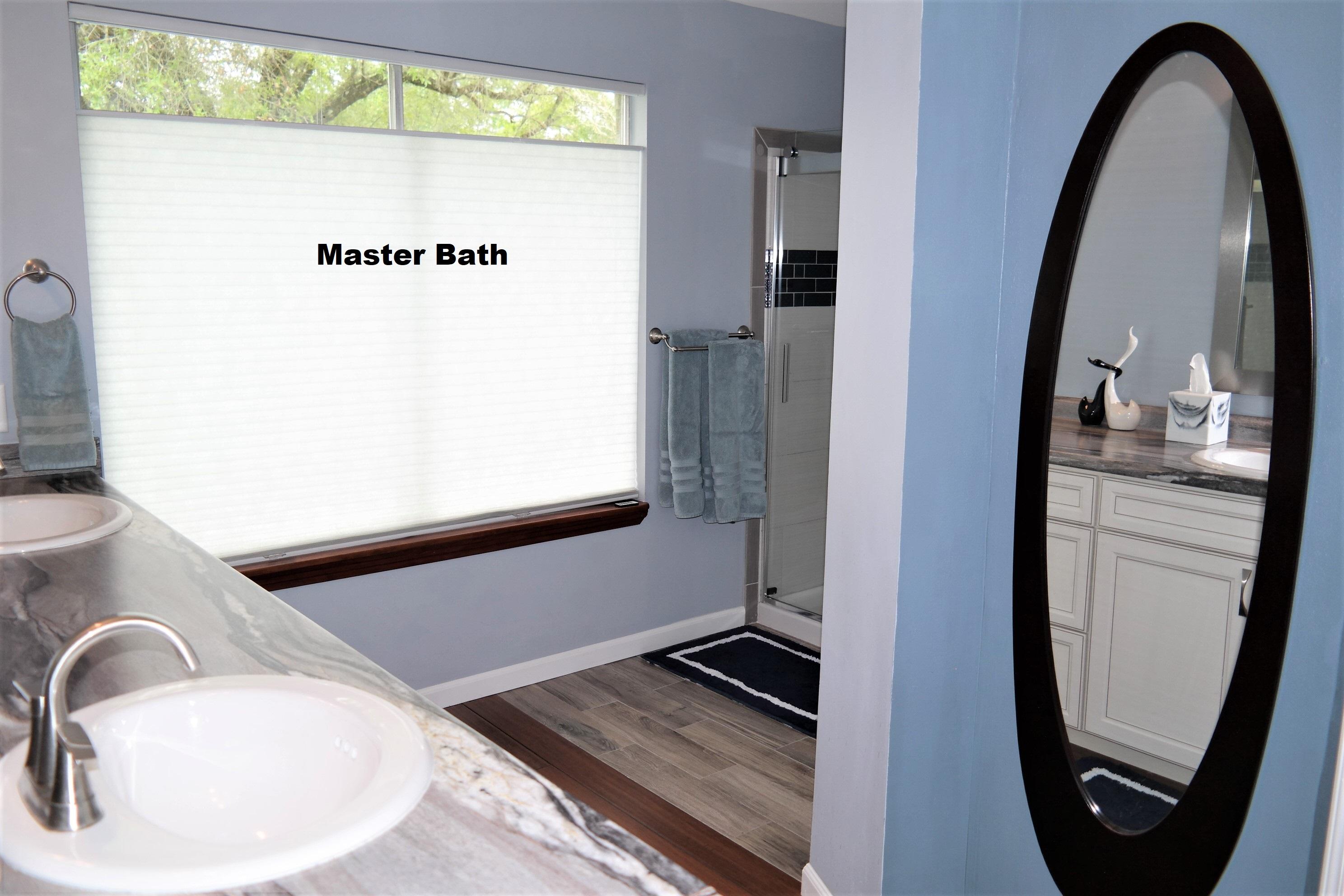 TEN LAKE ESTATES UNIT 2 - Residential