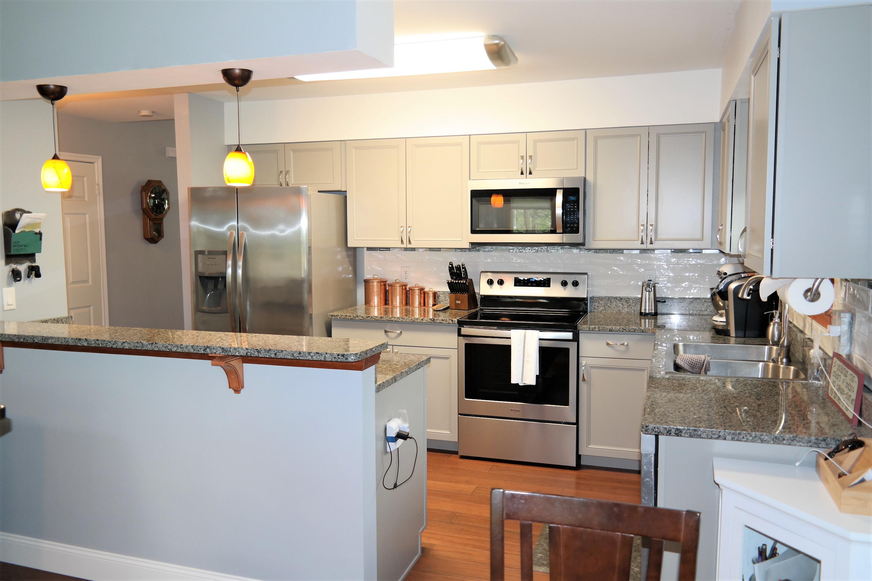 TEN LAKE ESTATES UNIT 2 - Residential