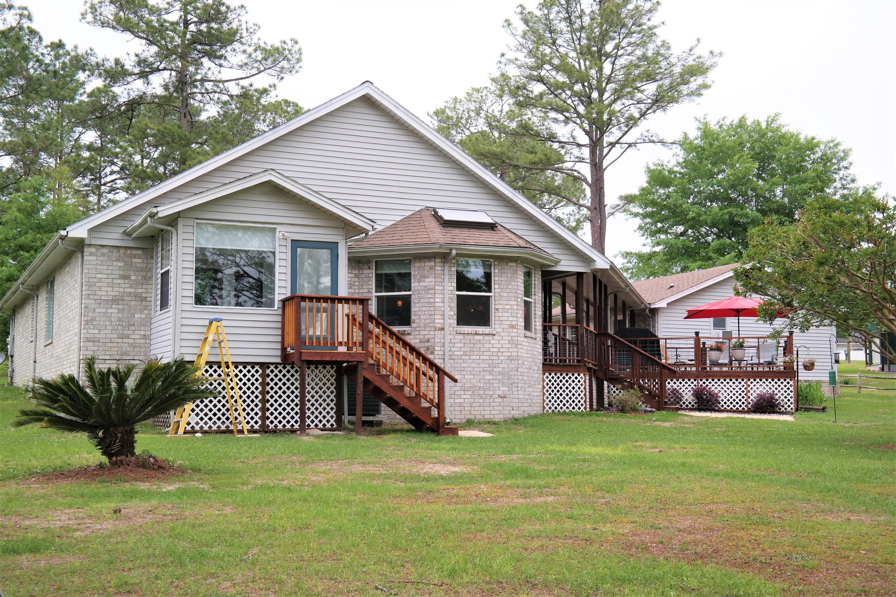 TEN LAKE ESTATES UNIT 2 - Residential