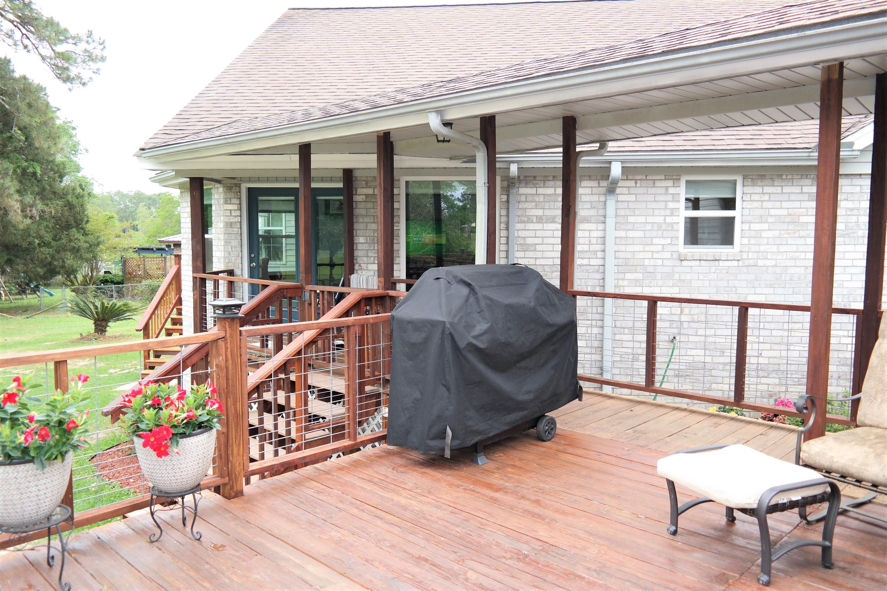 TEN LAKE ESTATES UNIT 2 - Residential