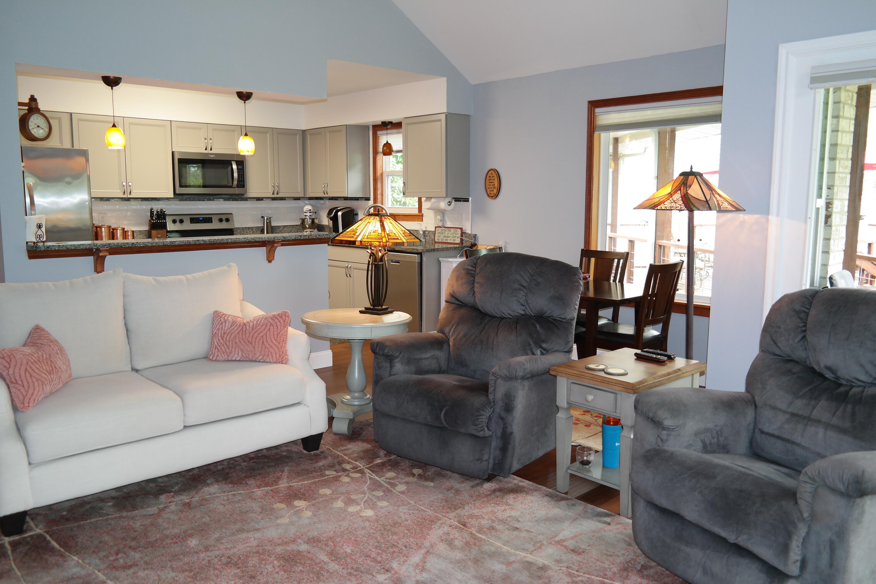 TEN LAKE ESTATES UNIT 2 - Residential