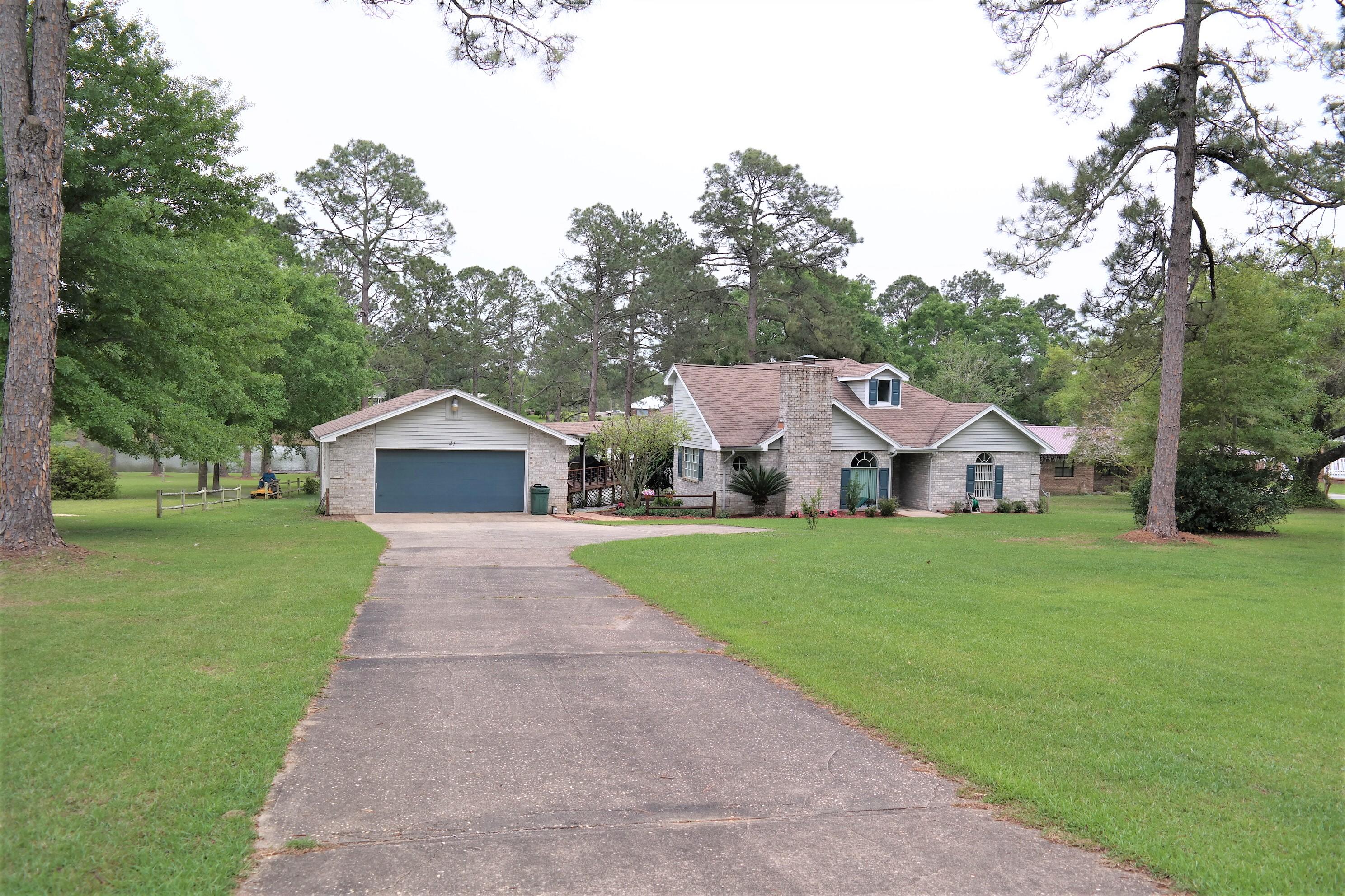 TEN LAKE ESTATES UNIT 2 - Residential