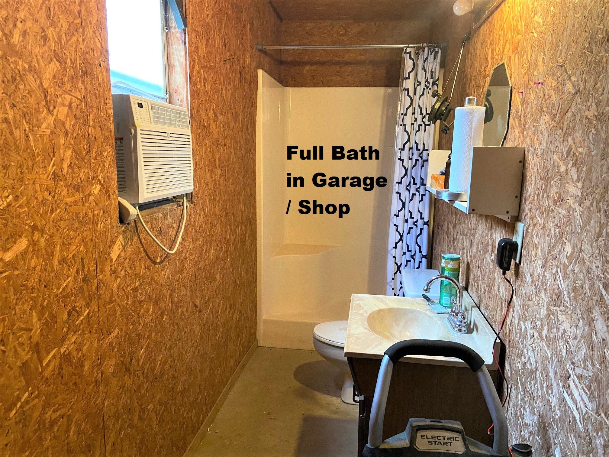 TEN LAKE ESTATES UNIT 2 - Residential