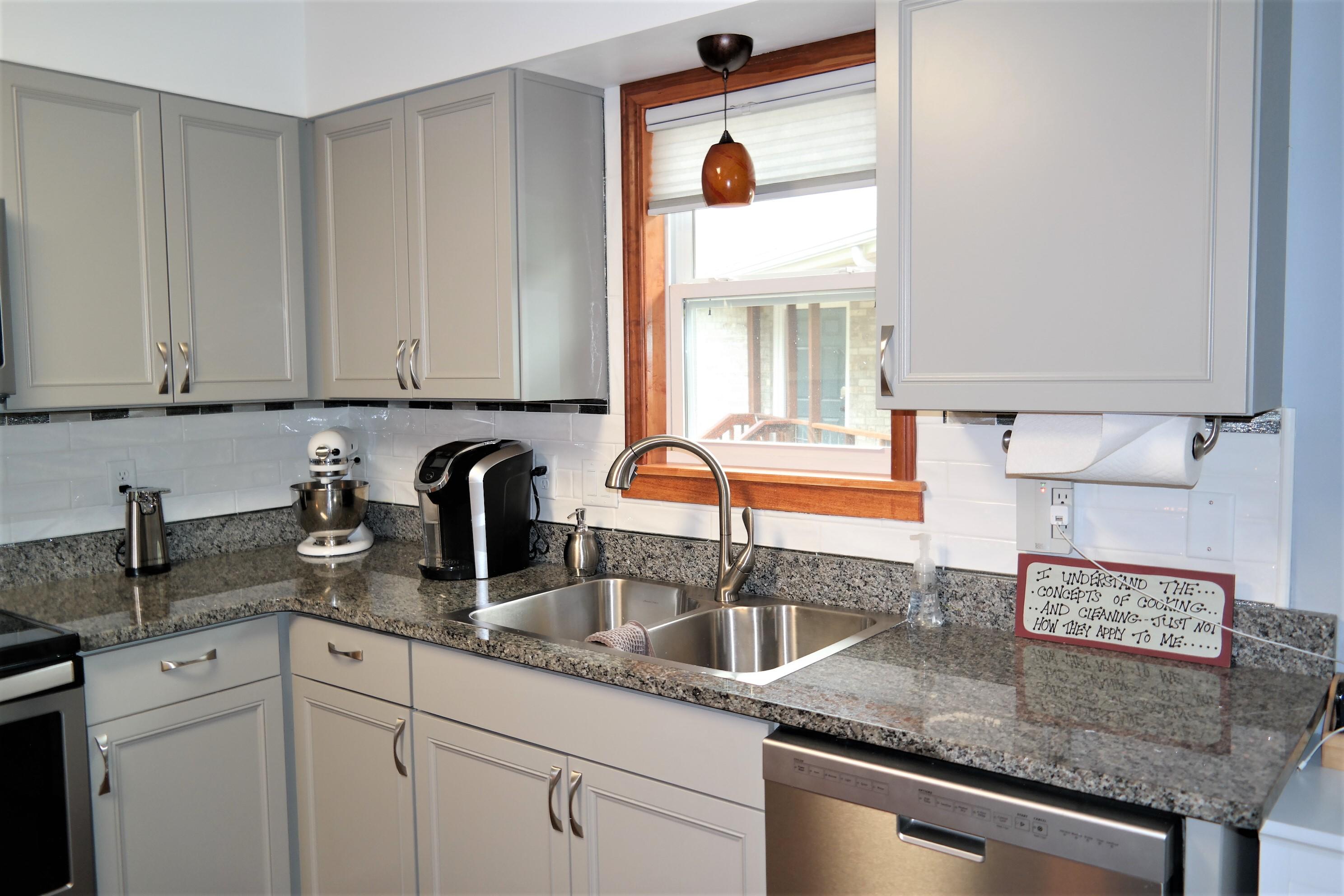 TEN LAKE ESTATES UNIT 2 - Residential