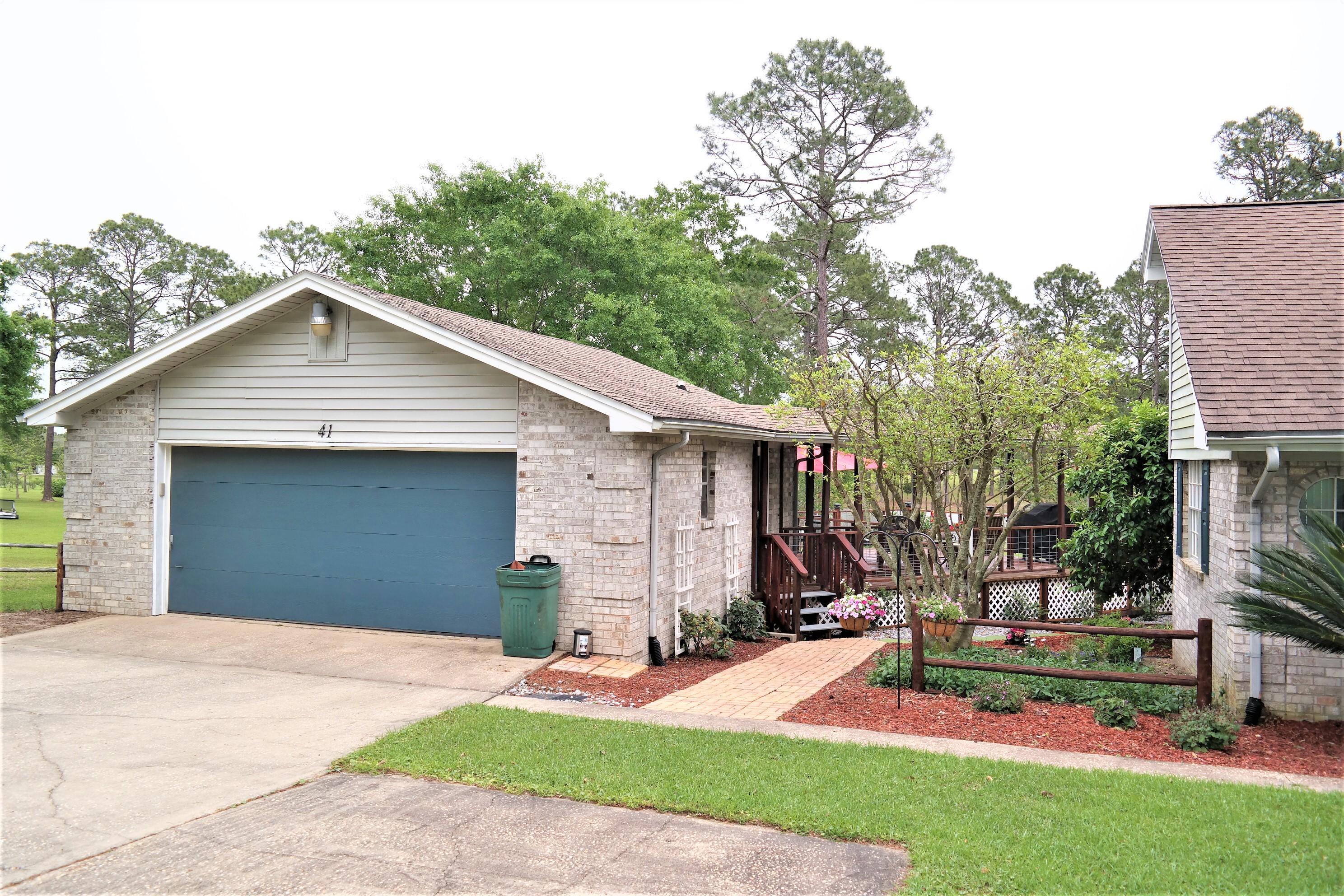 TEN LAKE ESTATES UNIT 2 - Residential