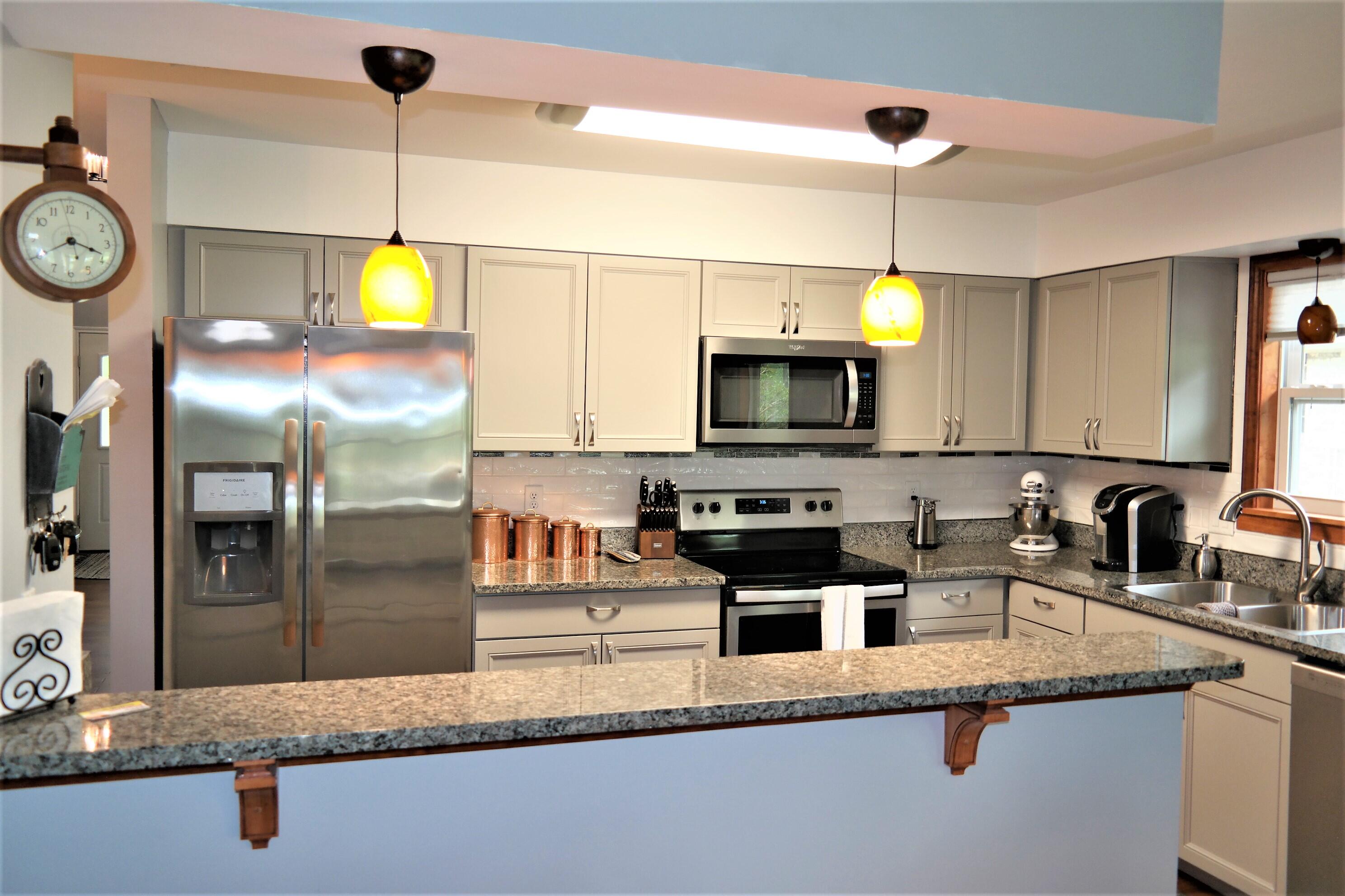 TEN LAKE ESTATES UNIT 2 - Residential