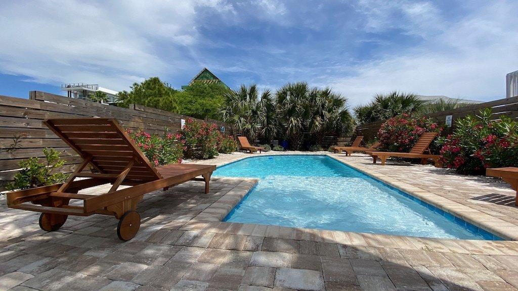 GRAYTON BEACH - Residential