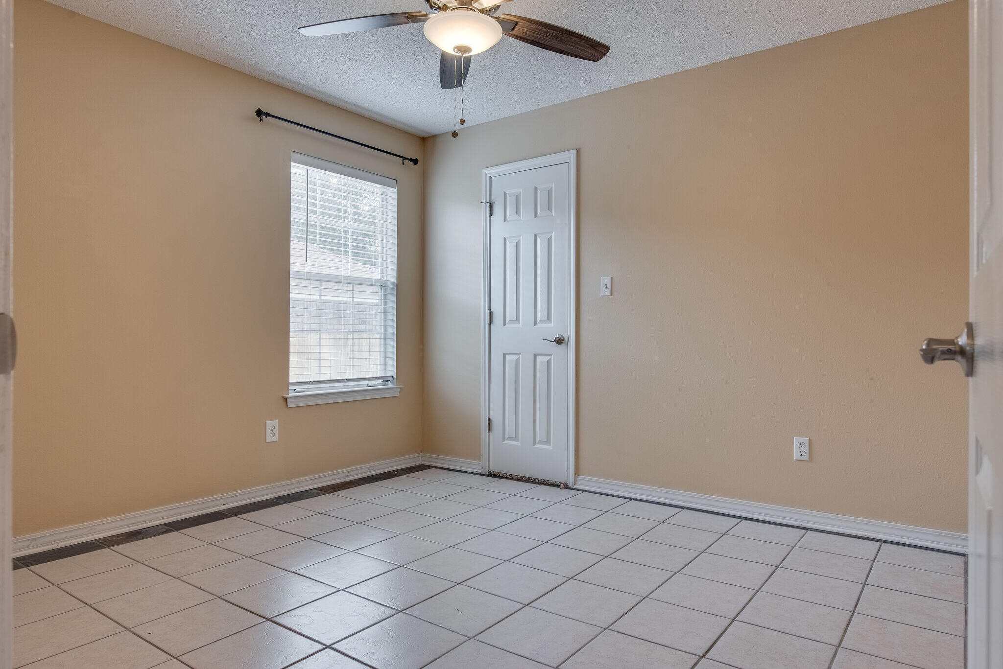 RUSH PARK WEST S/D - Residential Lease
