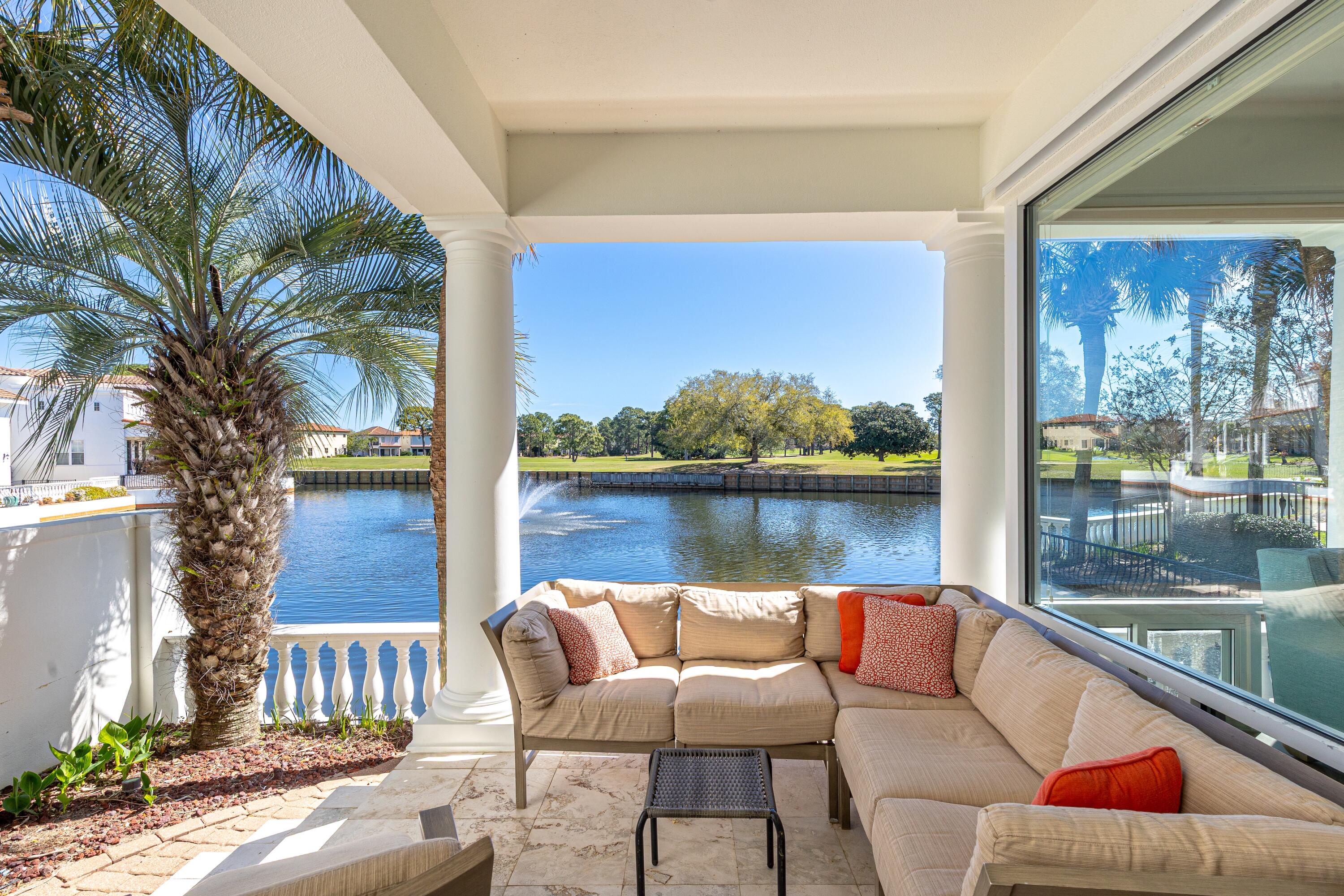 FOUNTAINS AT SANDESTIN - Residential