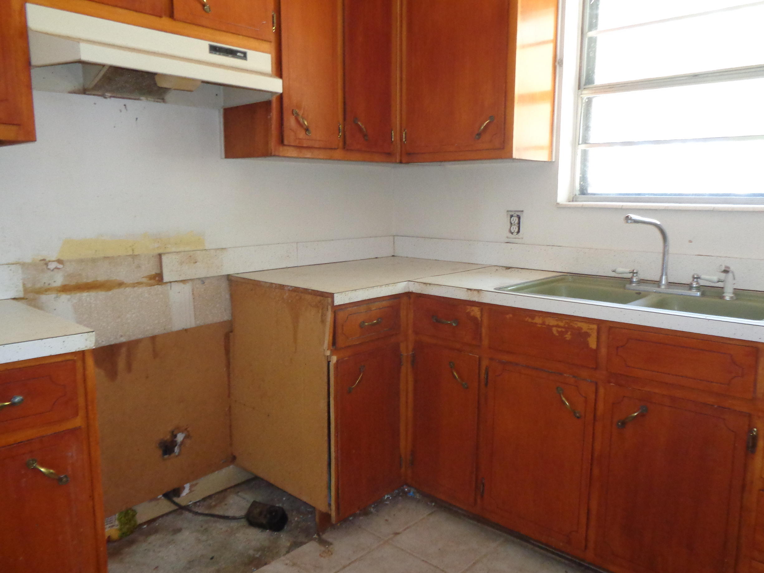 MIRAMAR ESTATES - Residential