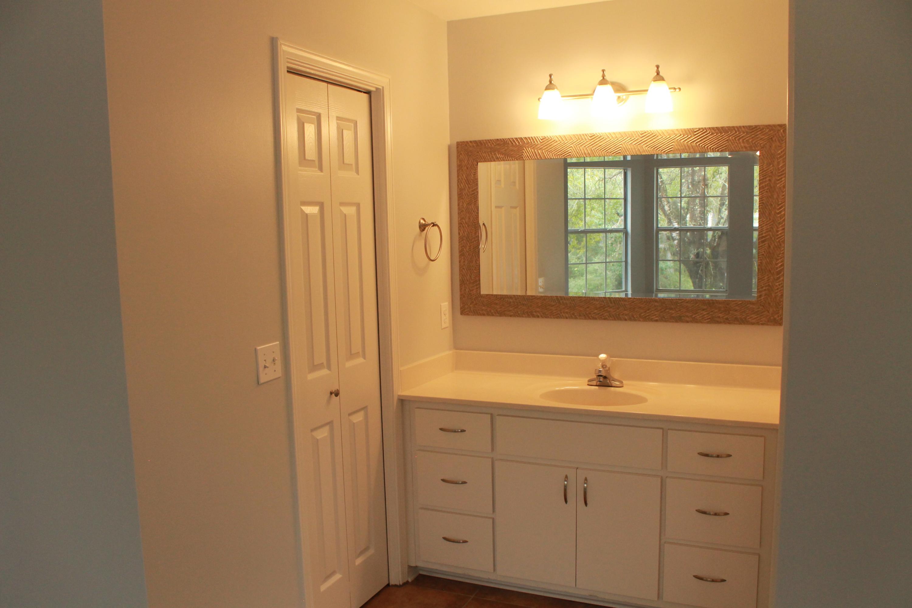 Parkwood Estates - Residential Lease