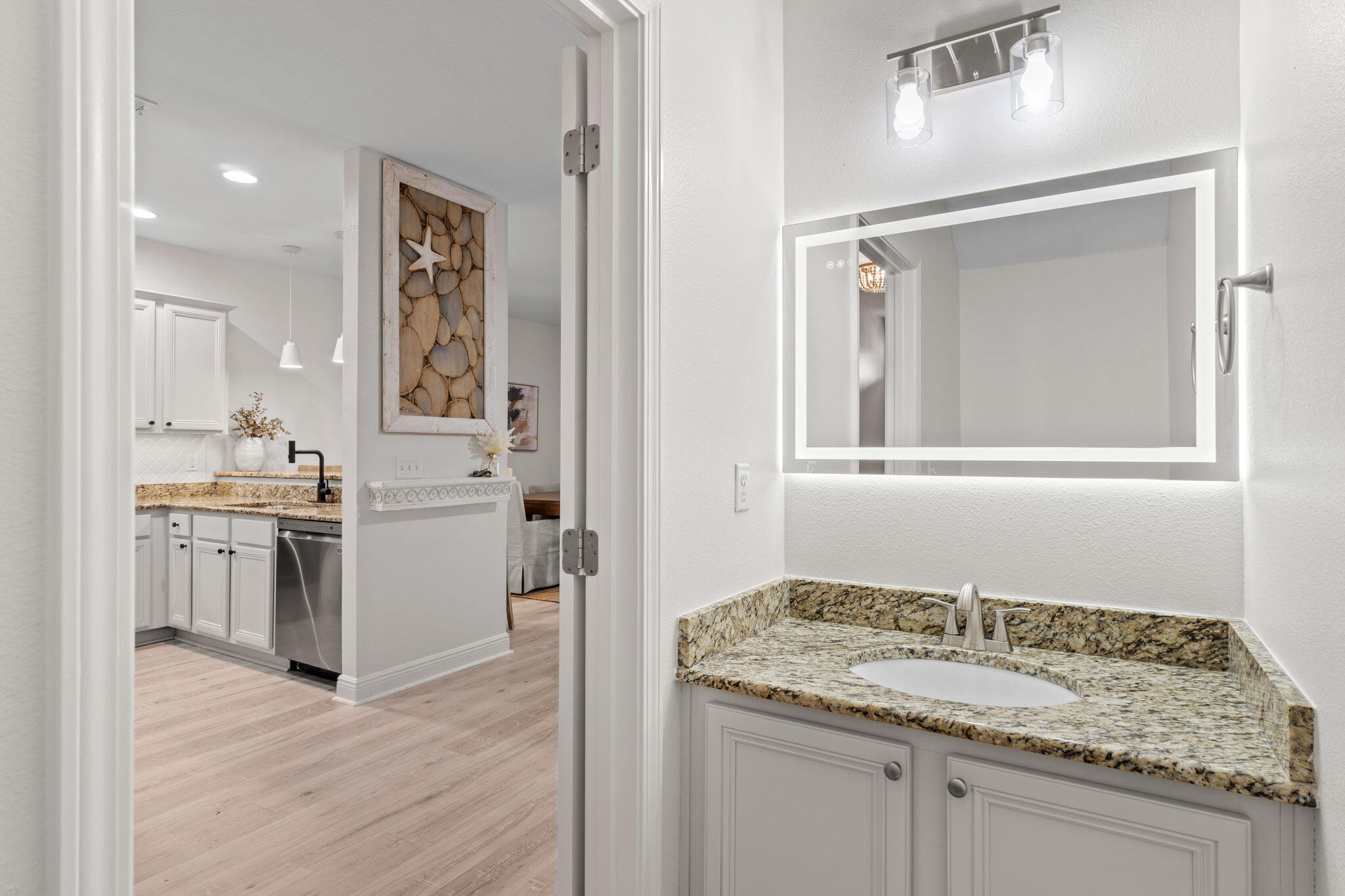 RESERVE POINTE - Residential