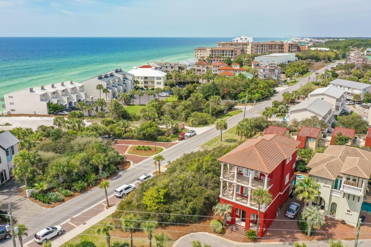 PALMEIRA VILLAS - Residential