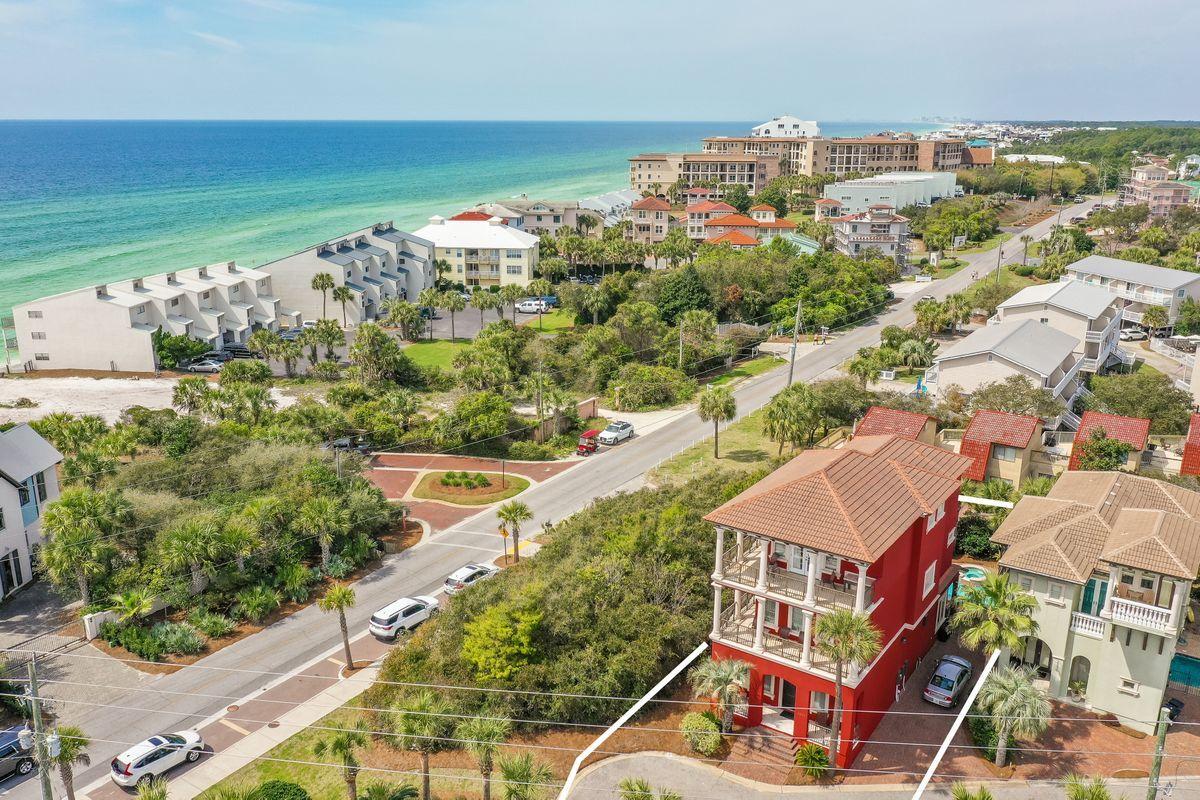 PALMEIRA VILLAS - Residential