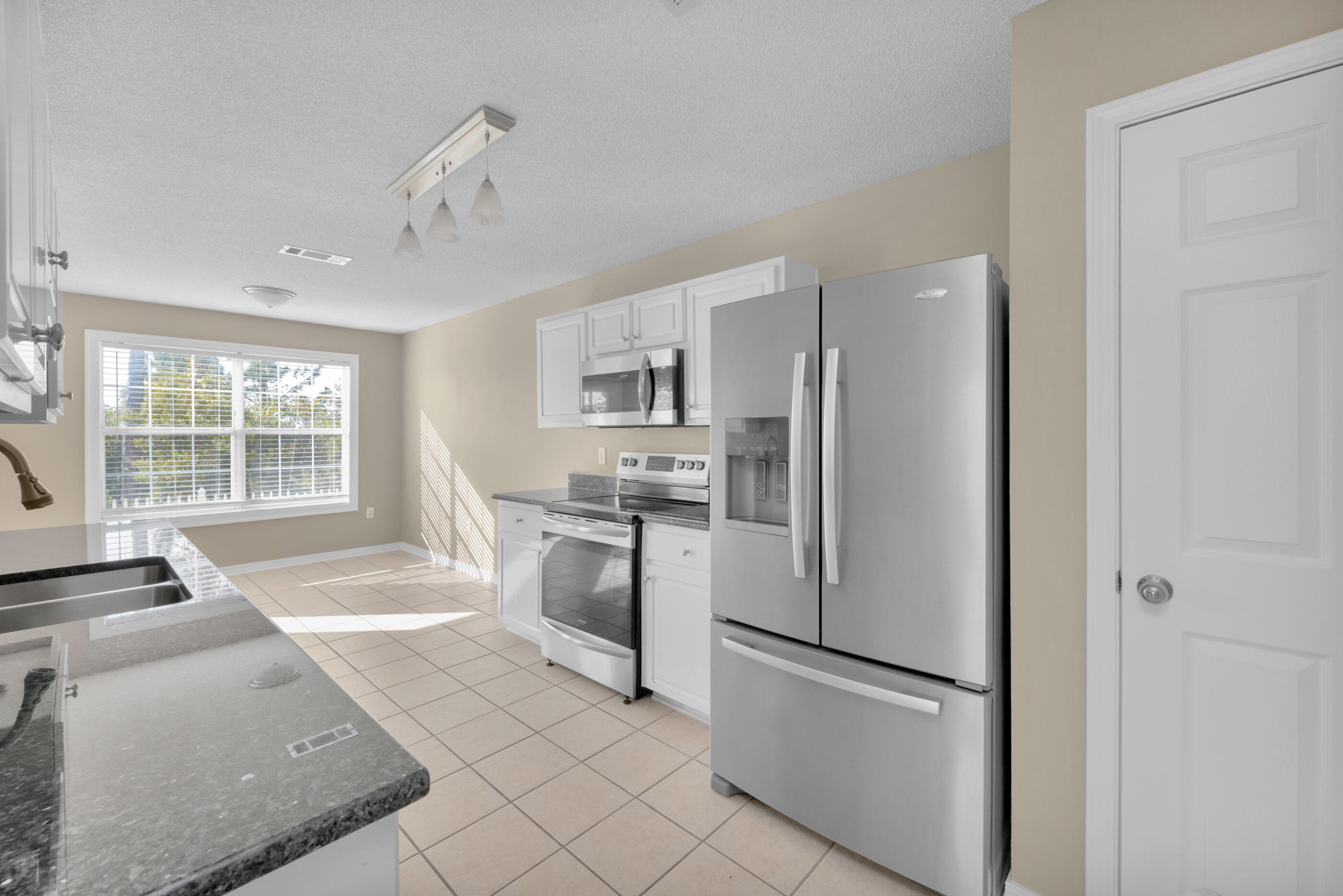 MARSH HARBOR - Residential Lease