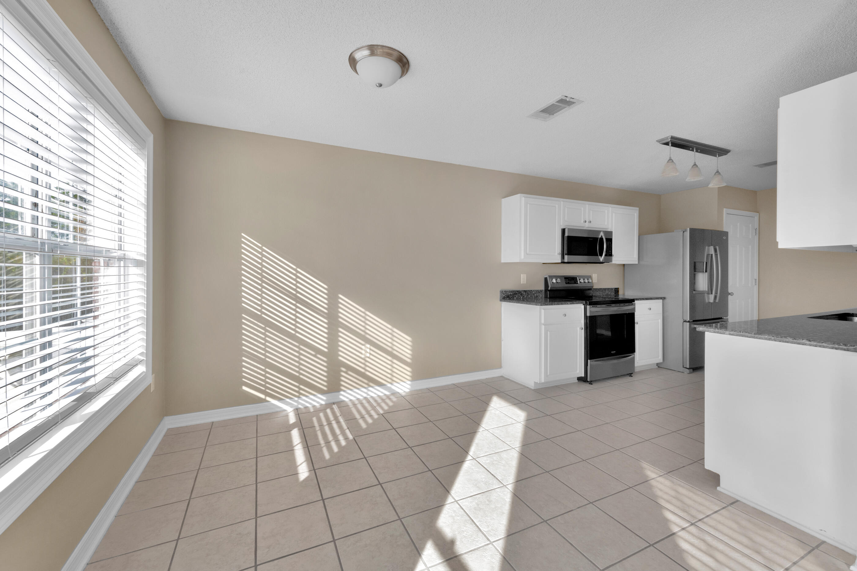 MARSH HARBOR - Residential Lease