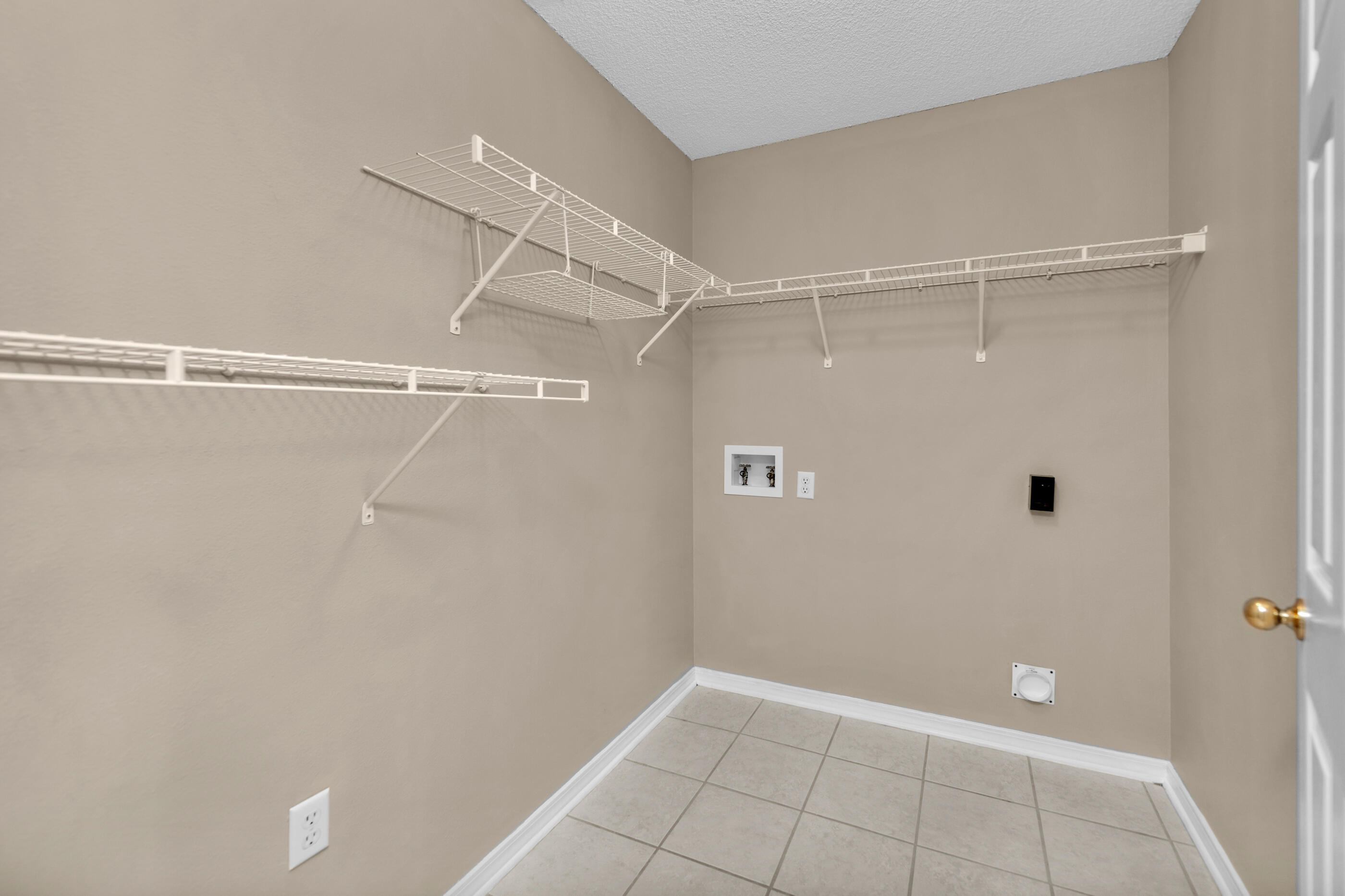 MARSH HARBOR - Residential Lease