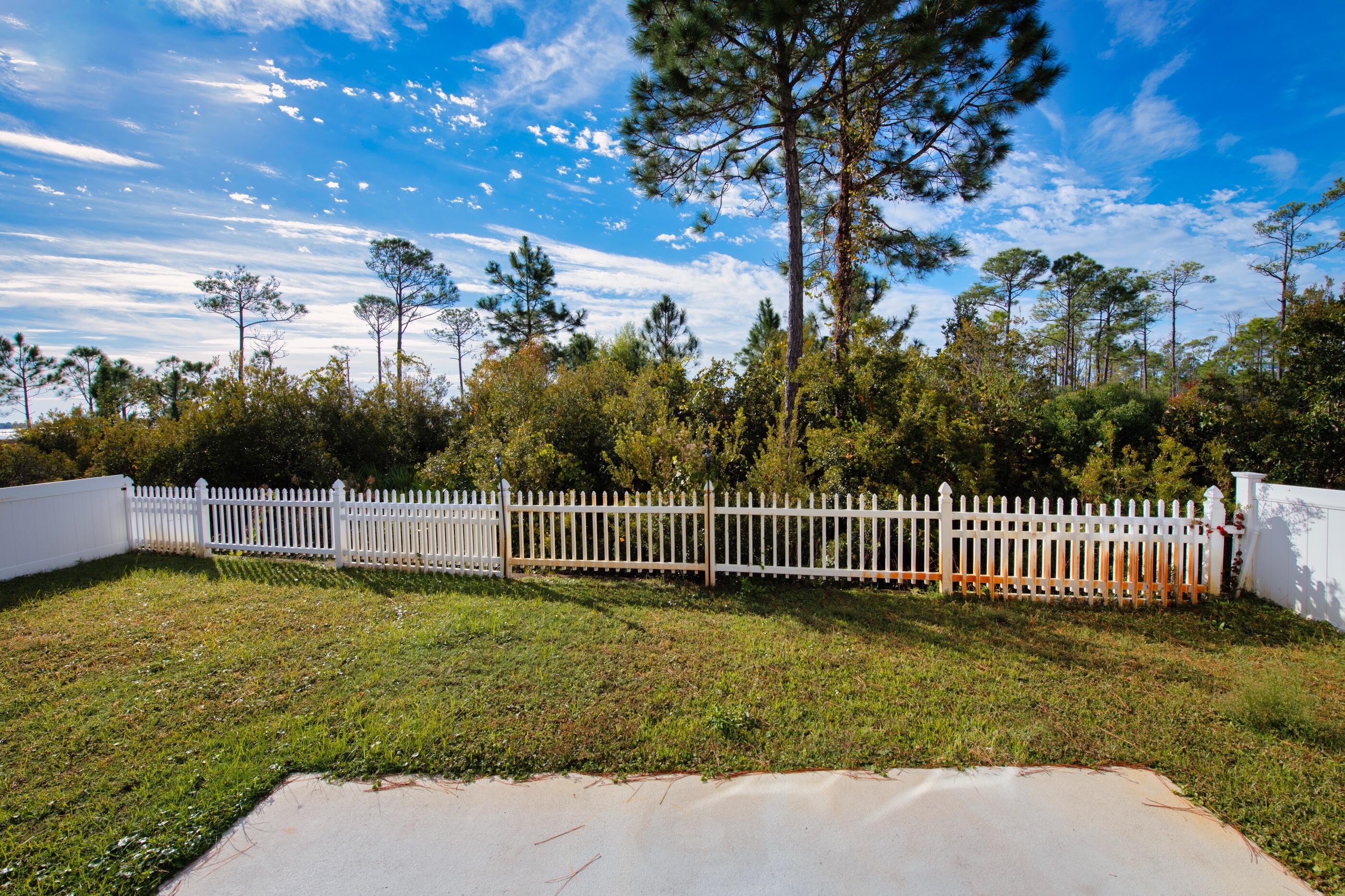 MARSH HARBOR - Residential Lease