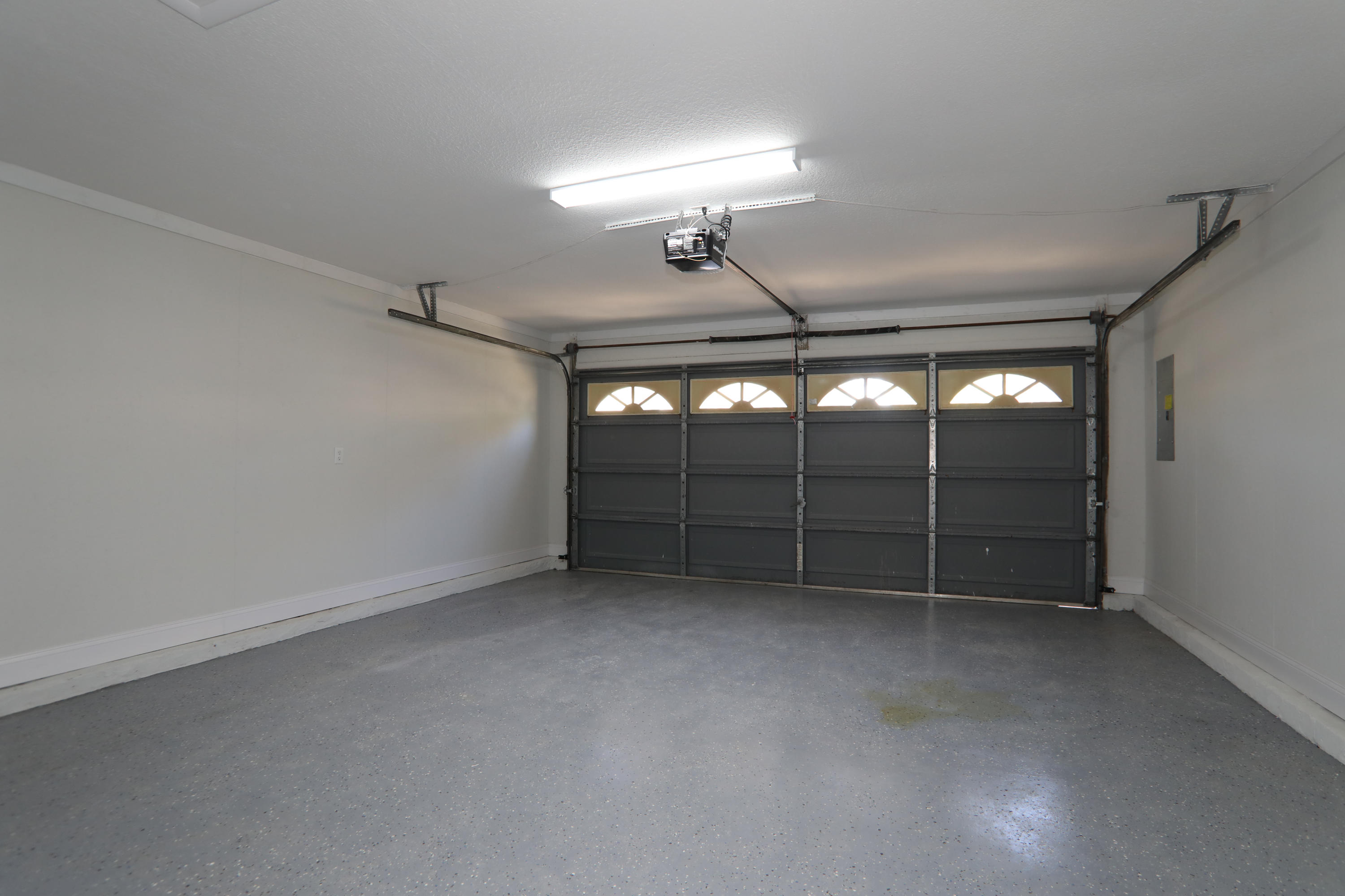 PARKWOOD COURT AT BLUEWATER BAY - Residential