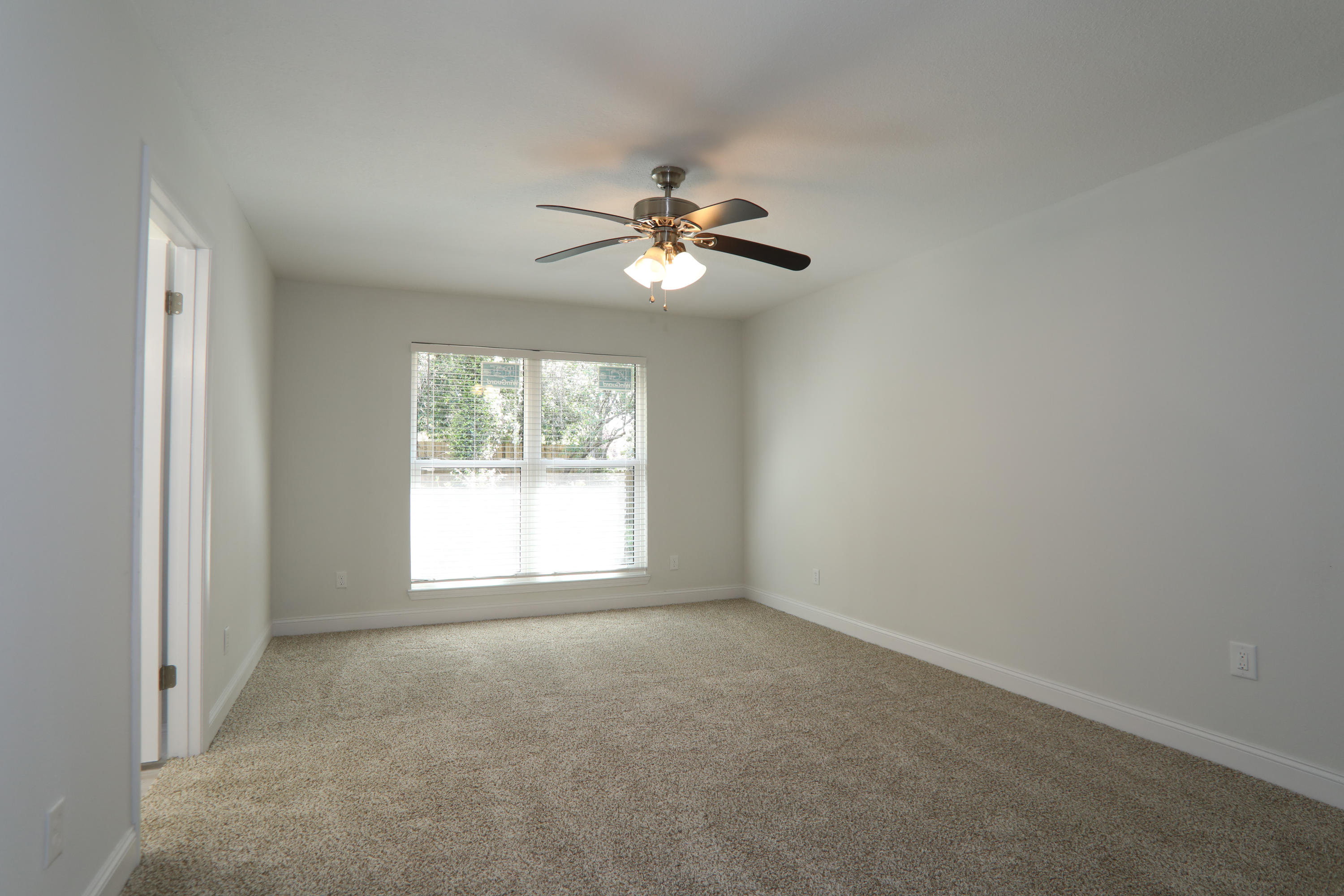 PARKWOOD COURT AT BLUEWATER BAY - Residential