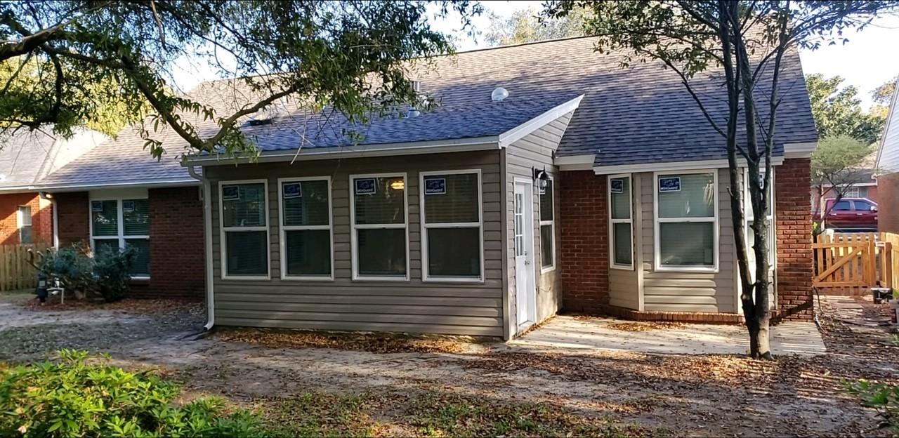 PARKWOOD COURT AT BLUEWATER BAY - Residential