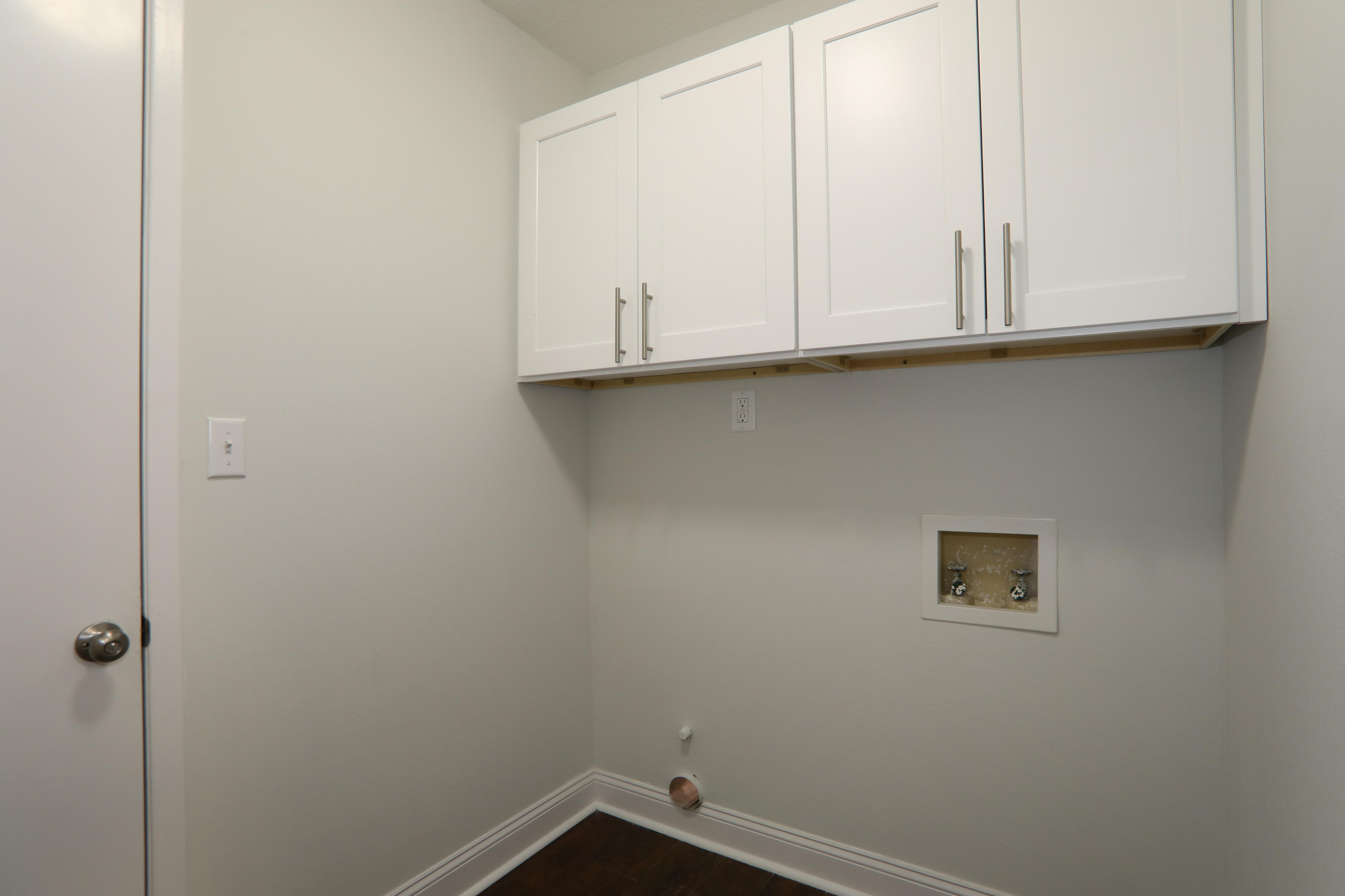 PARKWOOD COURT AT BLUEWATER BAY - Residential