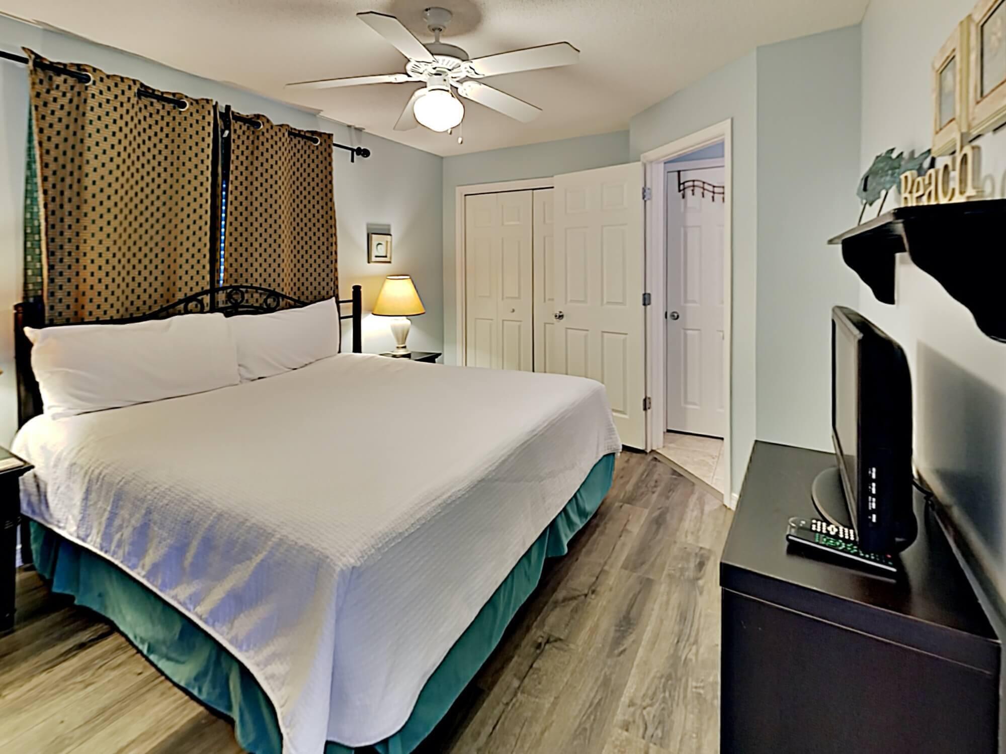 GULF ISLAND CONDOS - Residential