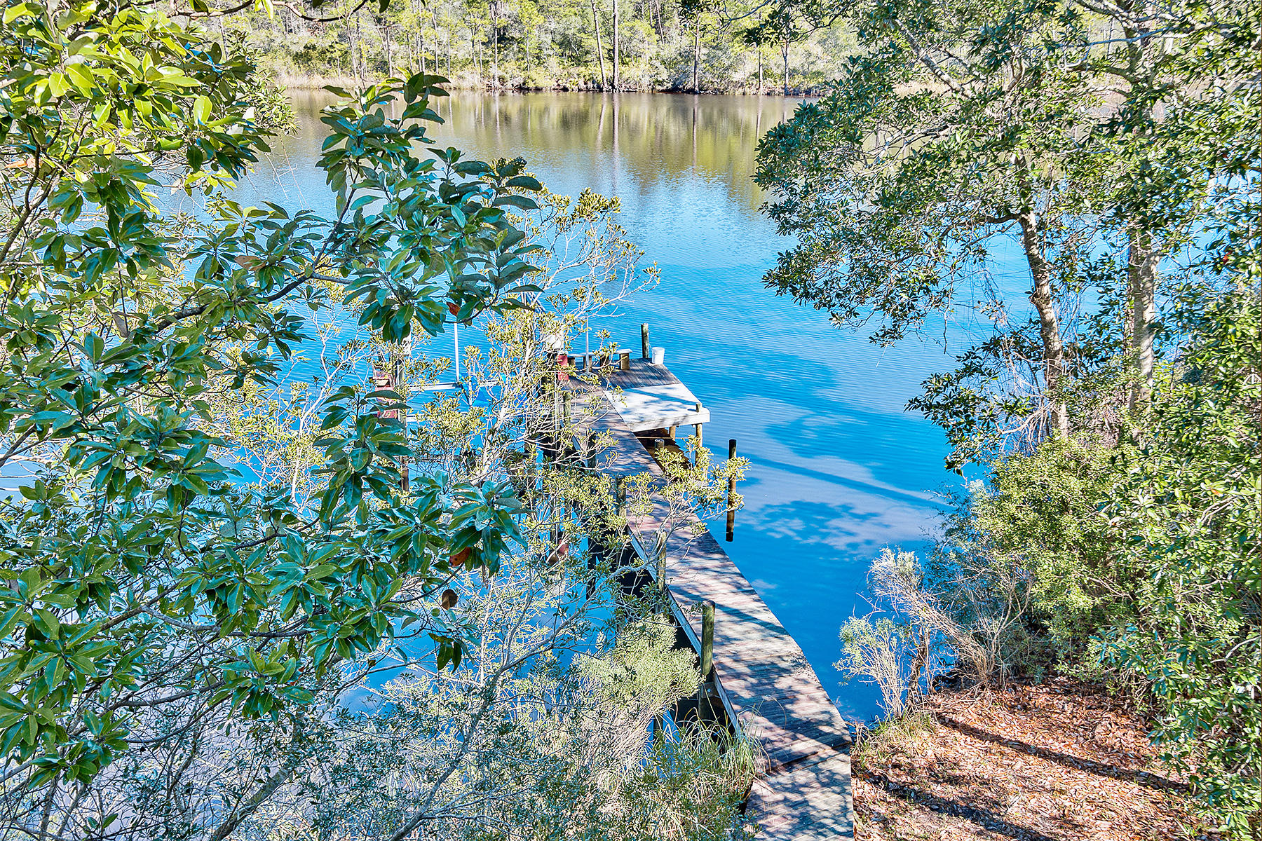 LAKE SHORE ESTATES - Residential