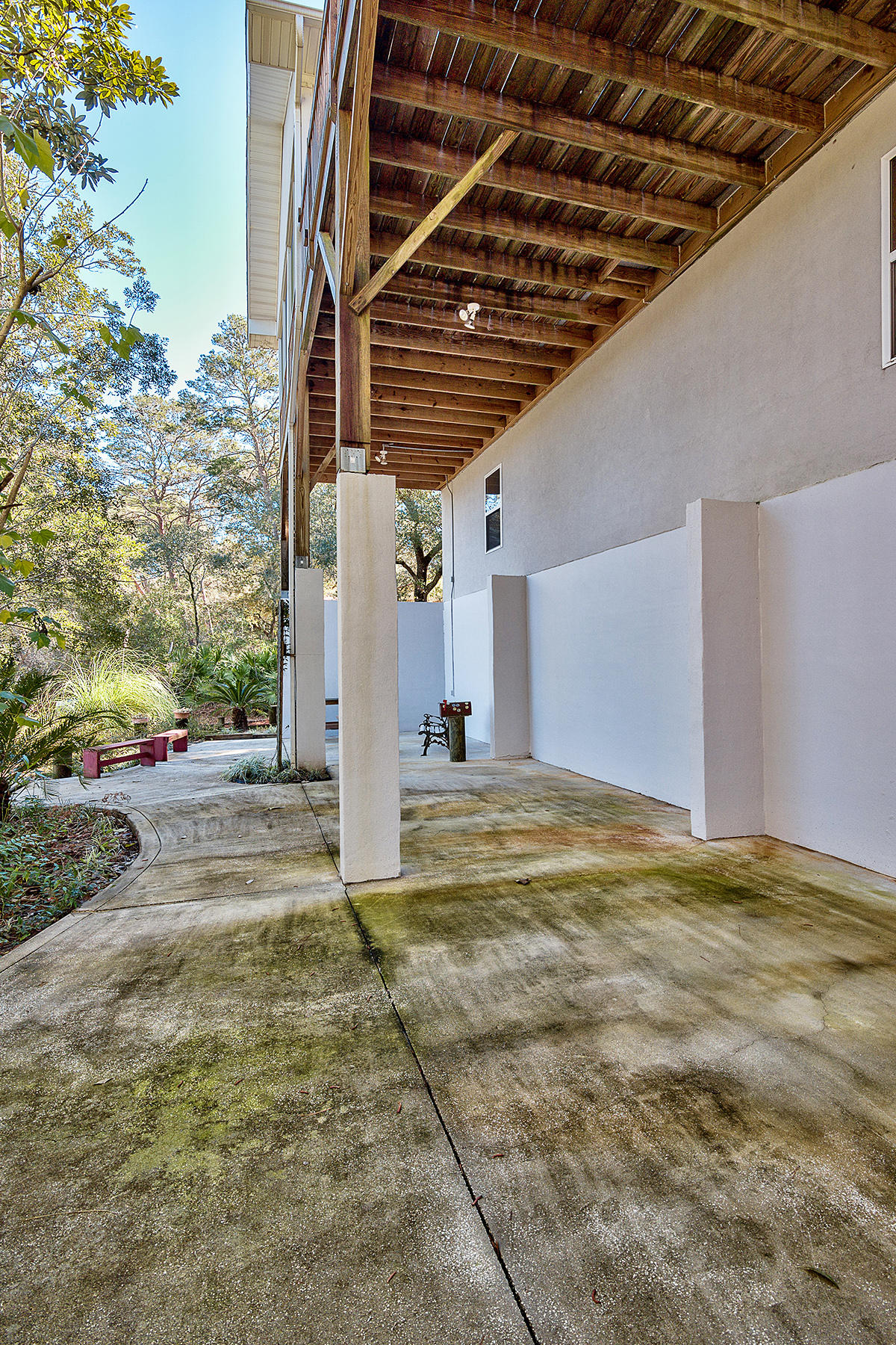 LAKE SHORE ESTATES - Residential