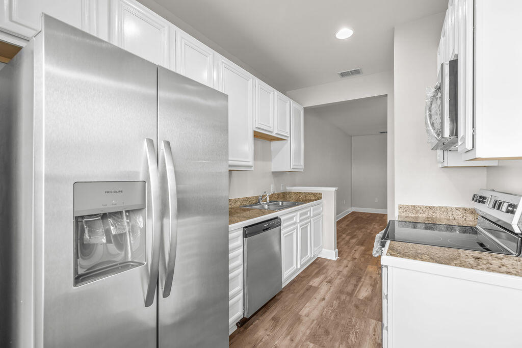 PALMS OF FREEPORT - Residential