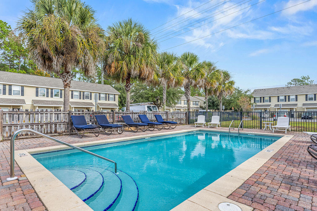 PALMS OF FREEPORT - Residential