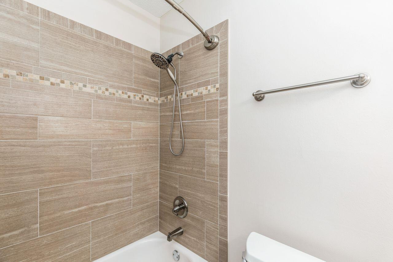 ROYAL OAK VILLAGE 2A - Residential