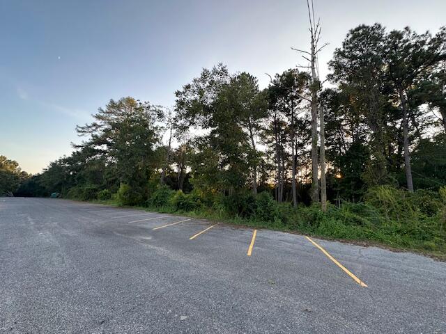 NO RECORDED SUBDIVISION - Land