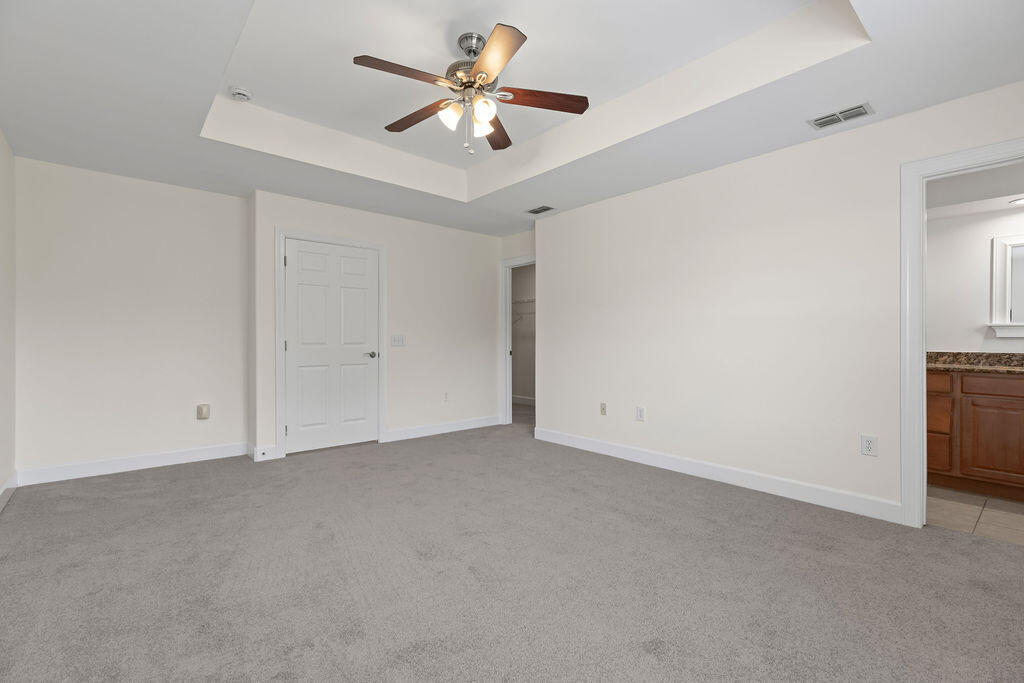 EAGLE BAY - Residential Lease