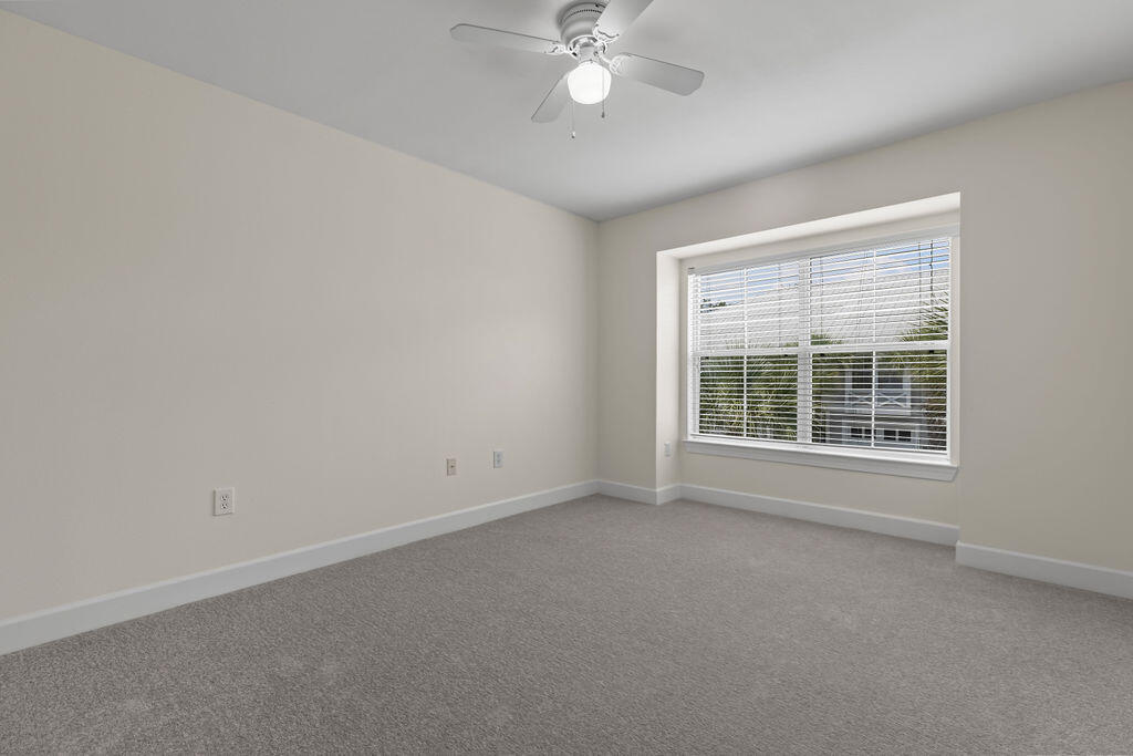 EAGLE BAY - Residential Lease