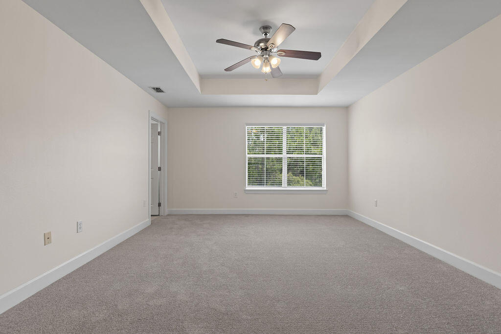 EAGLE BAY - Residential Lease