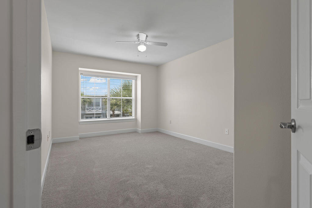 EAGLE BAY - Residential Lease